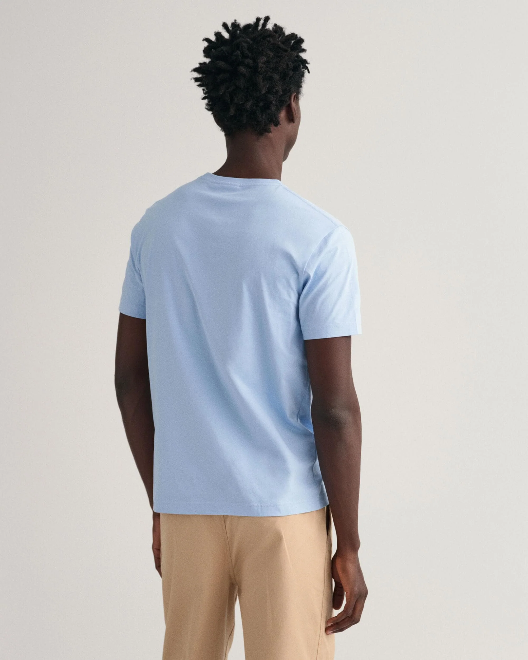 GANT Mens Regular Fit Short Sleeve Shield Logo T-Shirt NOS - 468 Capri Blue - Image 2