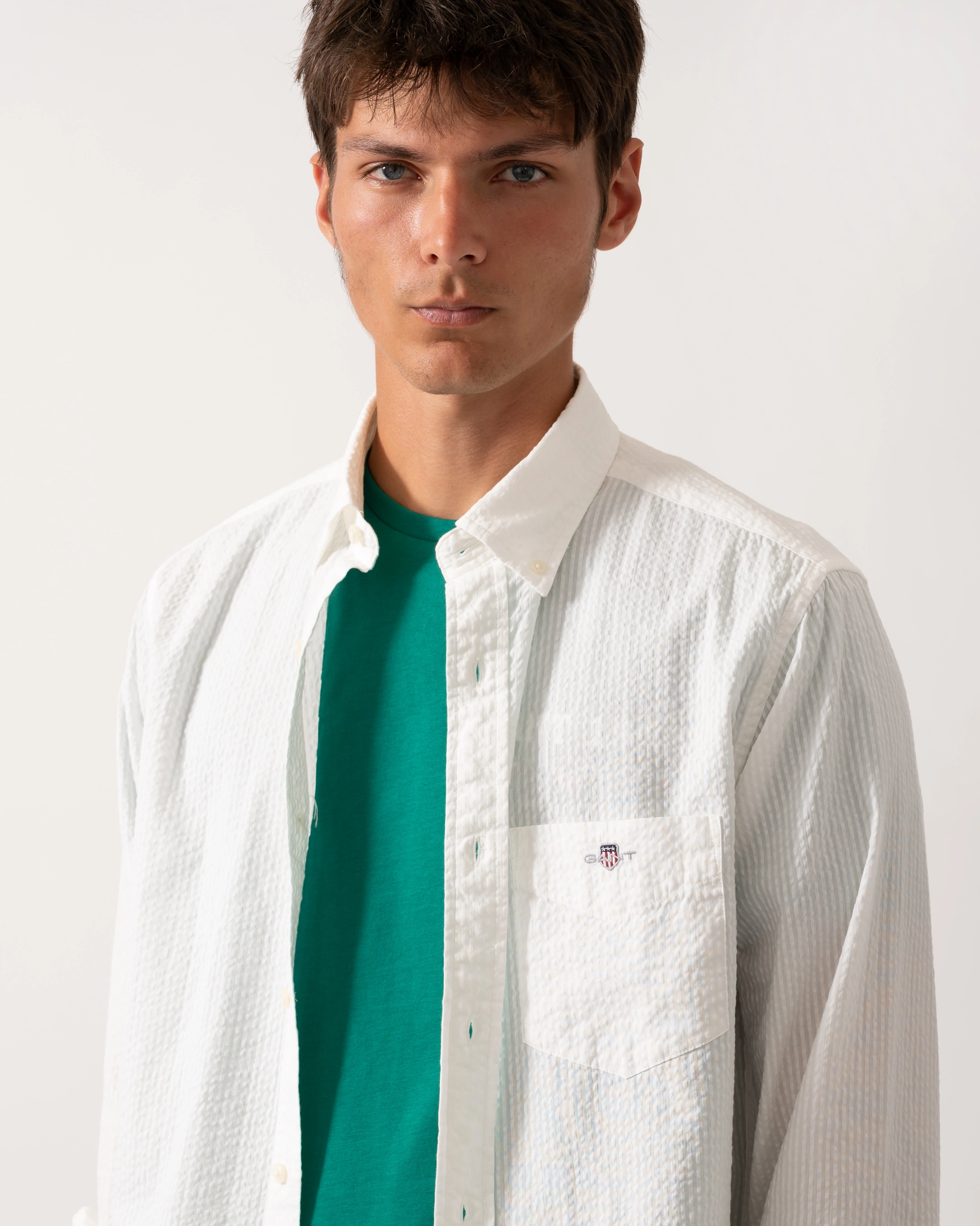 GANT Mens Regular Fit Solid Seersucker Shirt - 113 Eggshell - Image 3
