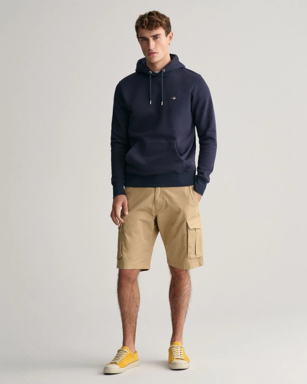 GANT Mens Relaxed Twill Cargo Shorts - 248 Dark Khaki - Image 2