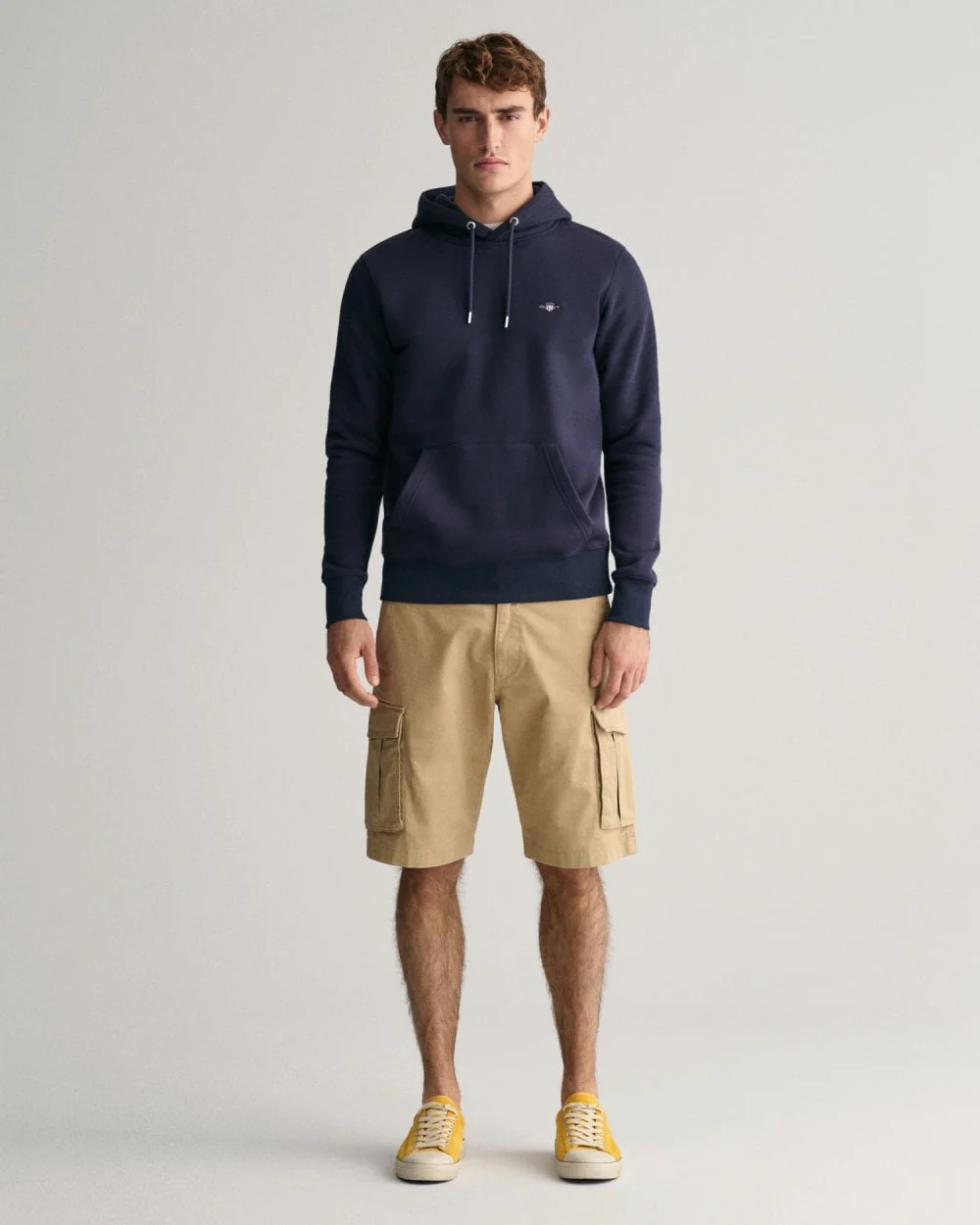 GANT Mens Relaxed Twill Cargo Shorts - 248 Dark Khaki - Image 3