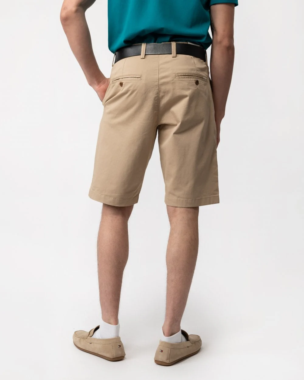 GANT Mens Relaxed Twill Shorts - 248 Dark Khaki - Image 2