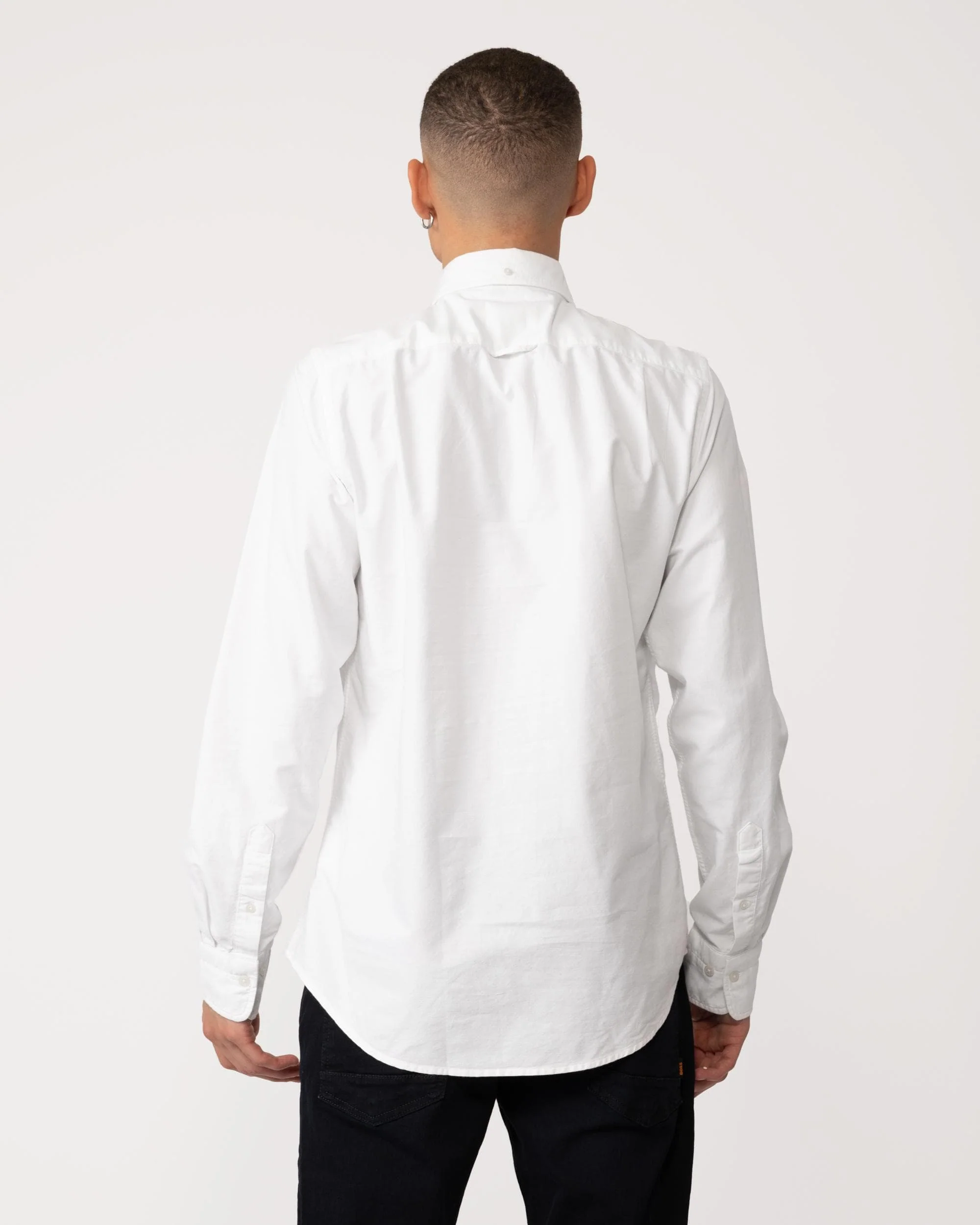 GANT Mens Slim Fit Long Sleeve Oxford Shirt - 110 White - Image 5