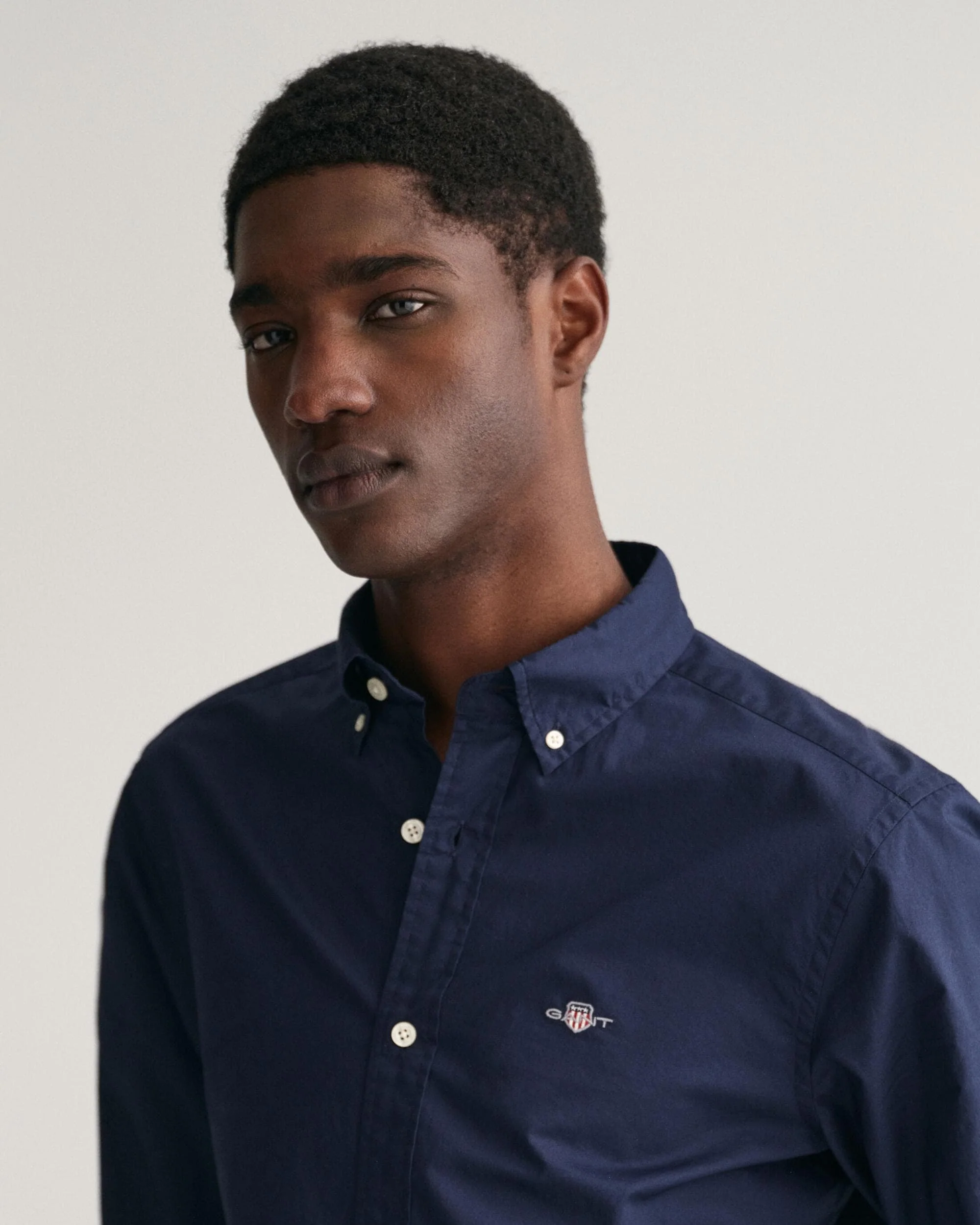 GANT Mens Slim Fit Long Sleeve Poplin Shirt - 410 Marine - Image 3