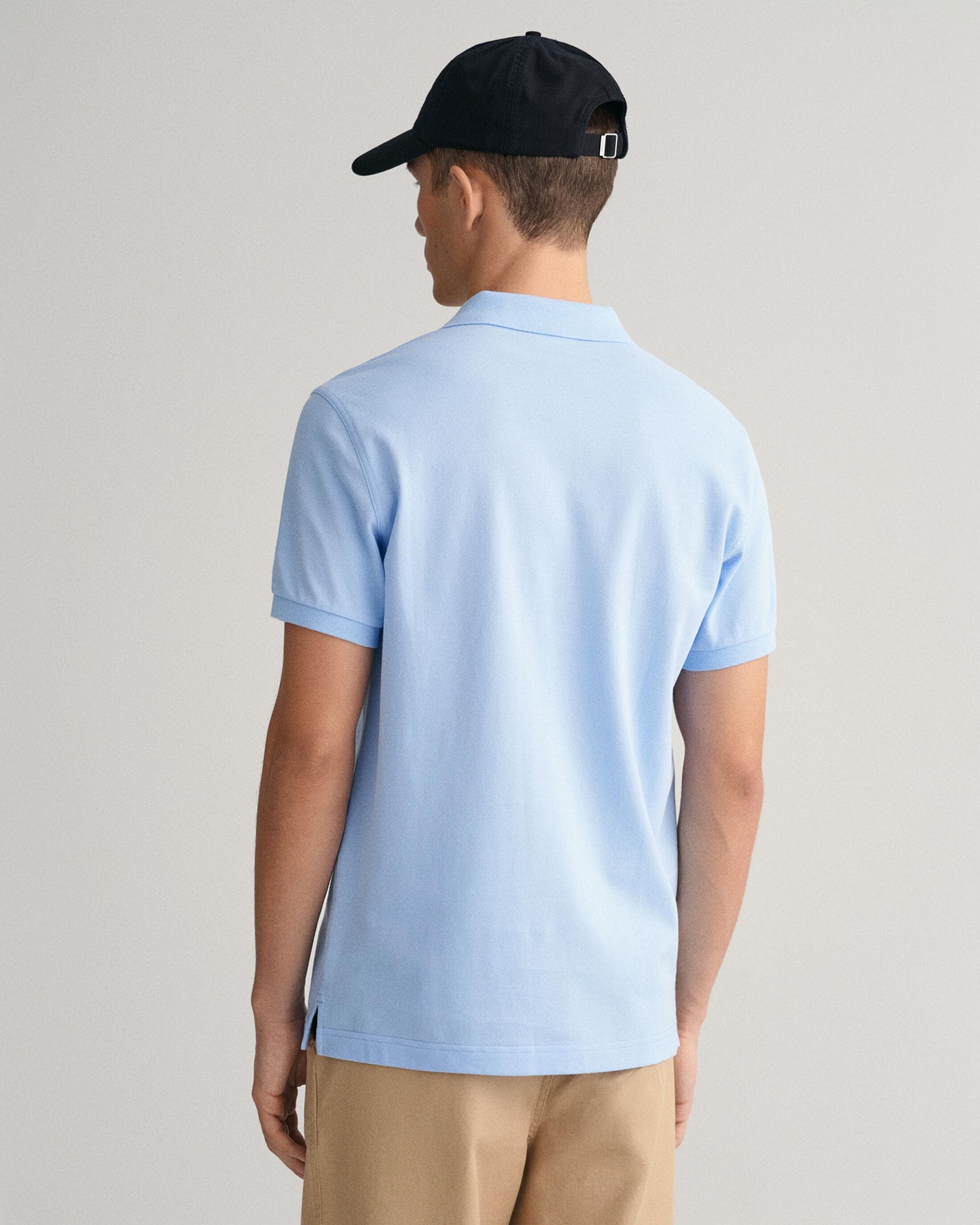 GANT Mens Slim Fit Short Sleeve Shield Logo Pique Polo - 468 Capri Blue - Image 3