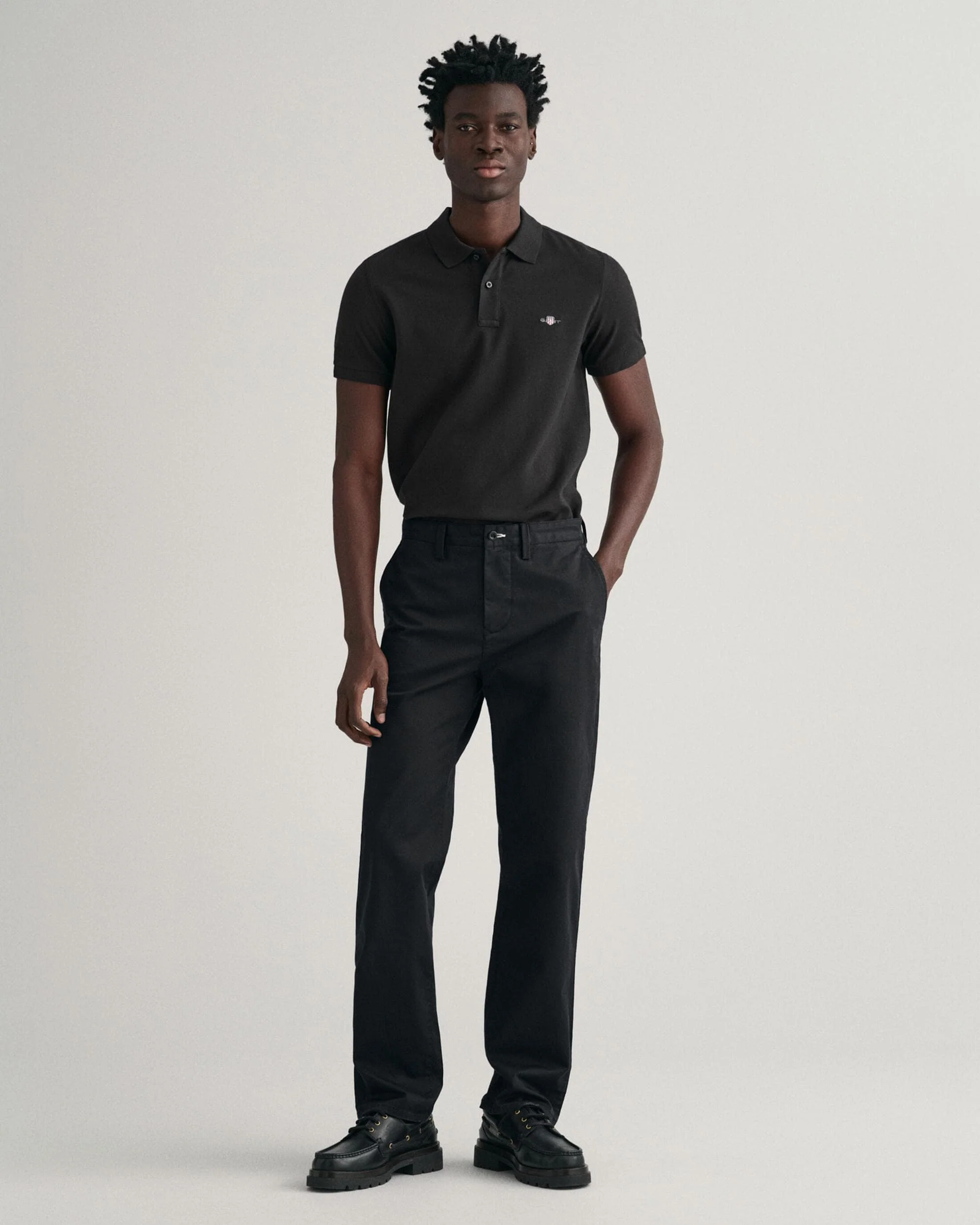 GANT Mens Slim Fit Short Sleeve Shield Logo Pique Polo - 5 Black - Image 4
