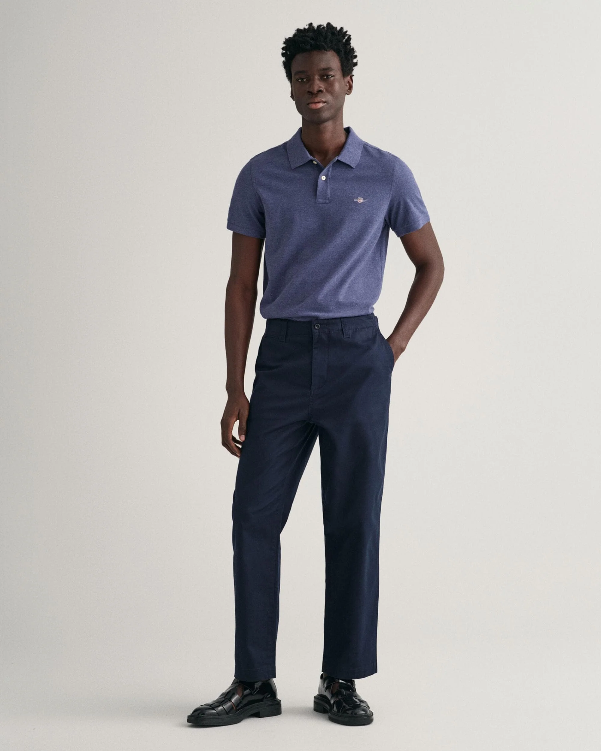 GANT Mens Slim Fit Short Sleeve Shield Logo Pique Polo - 902 Dark Jeansblue Melange - Image 4