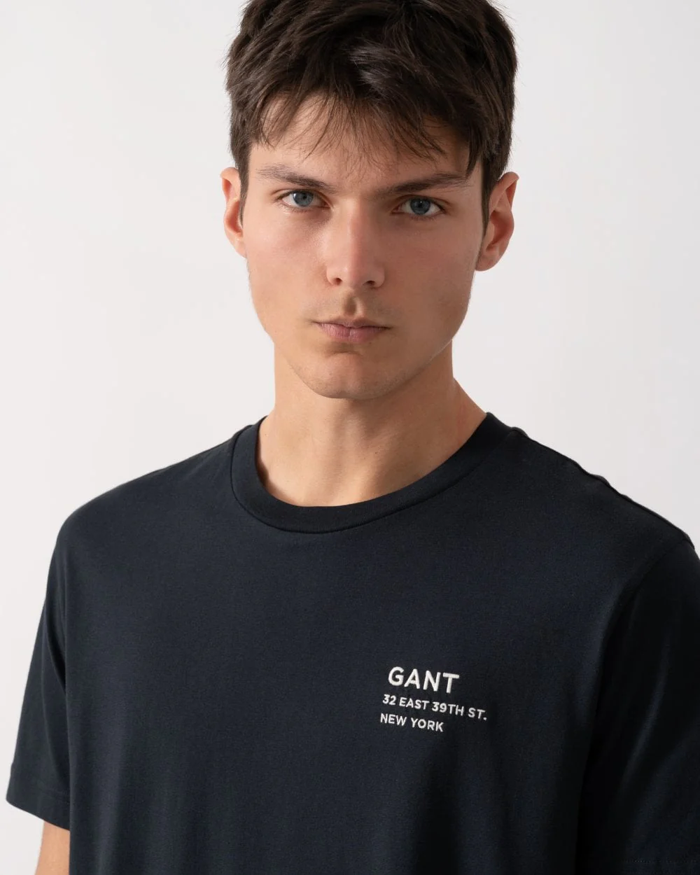 GANT Mens Small Graphic Short Sleeve T-Shirt - 5 Black - Image 2