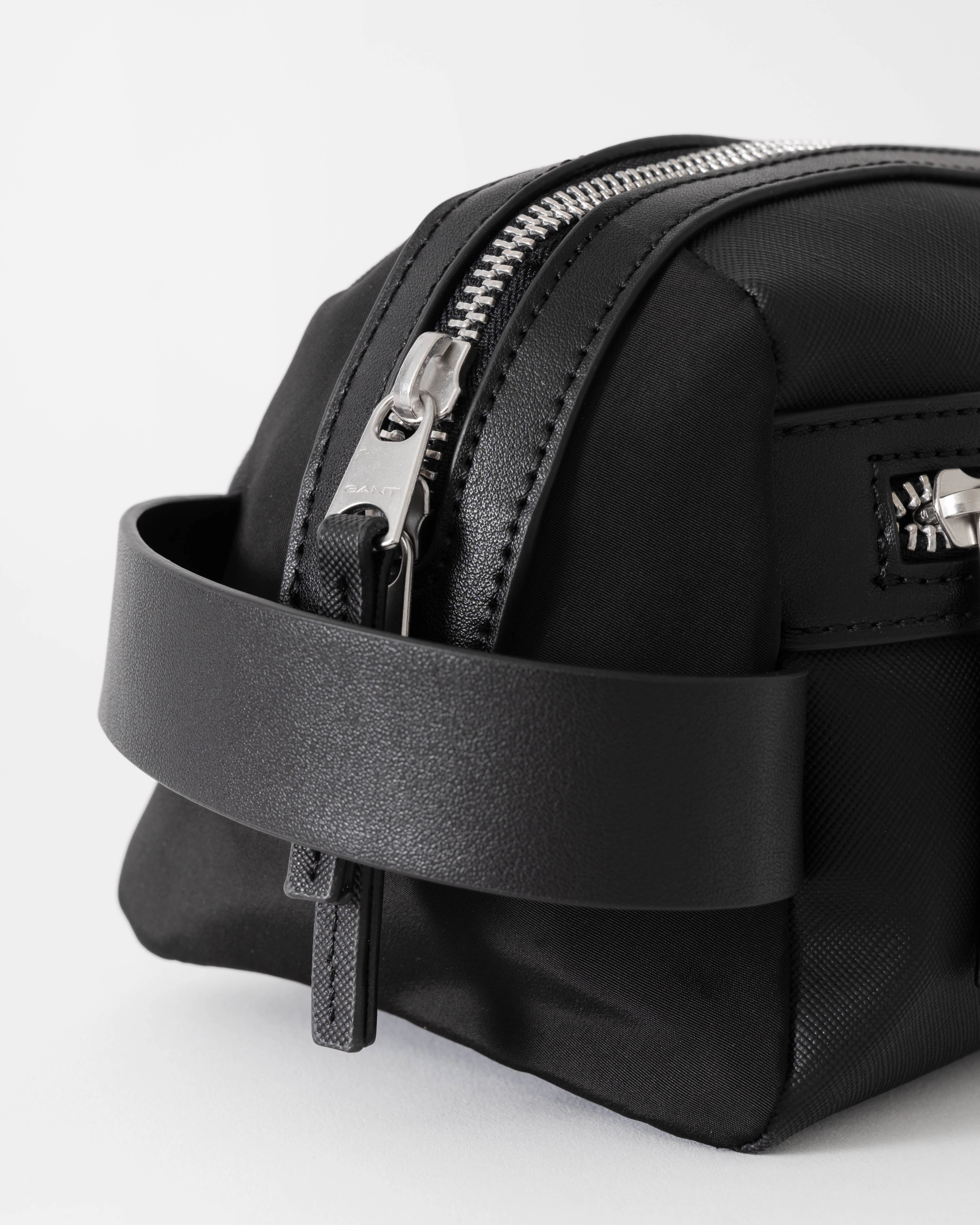 GANT Mens Smart Casual Washbag - 5 Black - Image 2