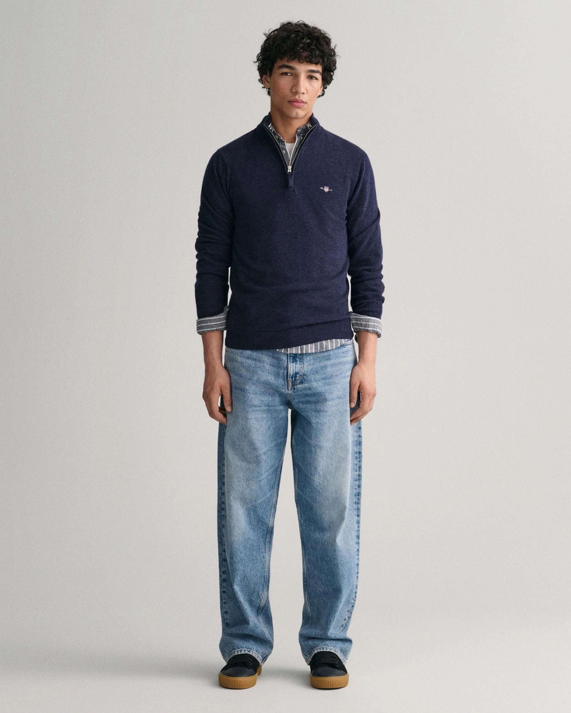 GANT Mens Superfine Lambswool Half Zip Cardigan - 480 Dark Navy Melange - Image 4