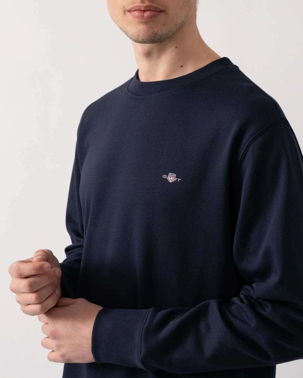 GANT Reg Embroidered Archive Shield Crew Neck Sweatshirt - Image 2
