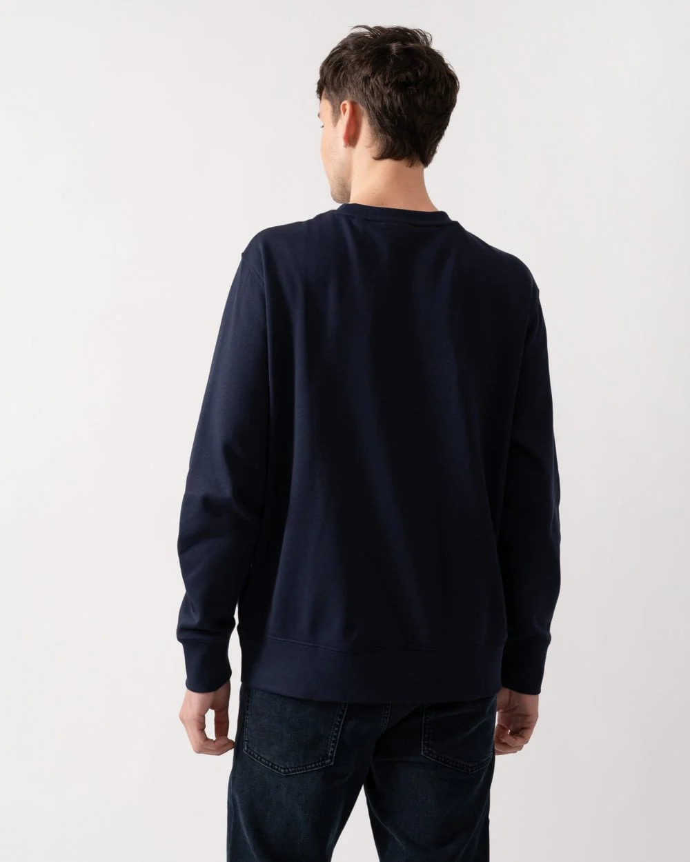 GANT Reg Embroidered Archive Shield Crew Neck Sweatshirt - Image 4