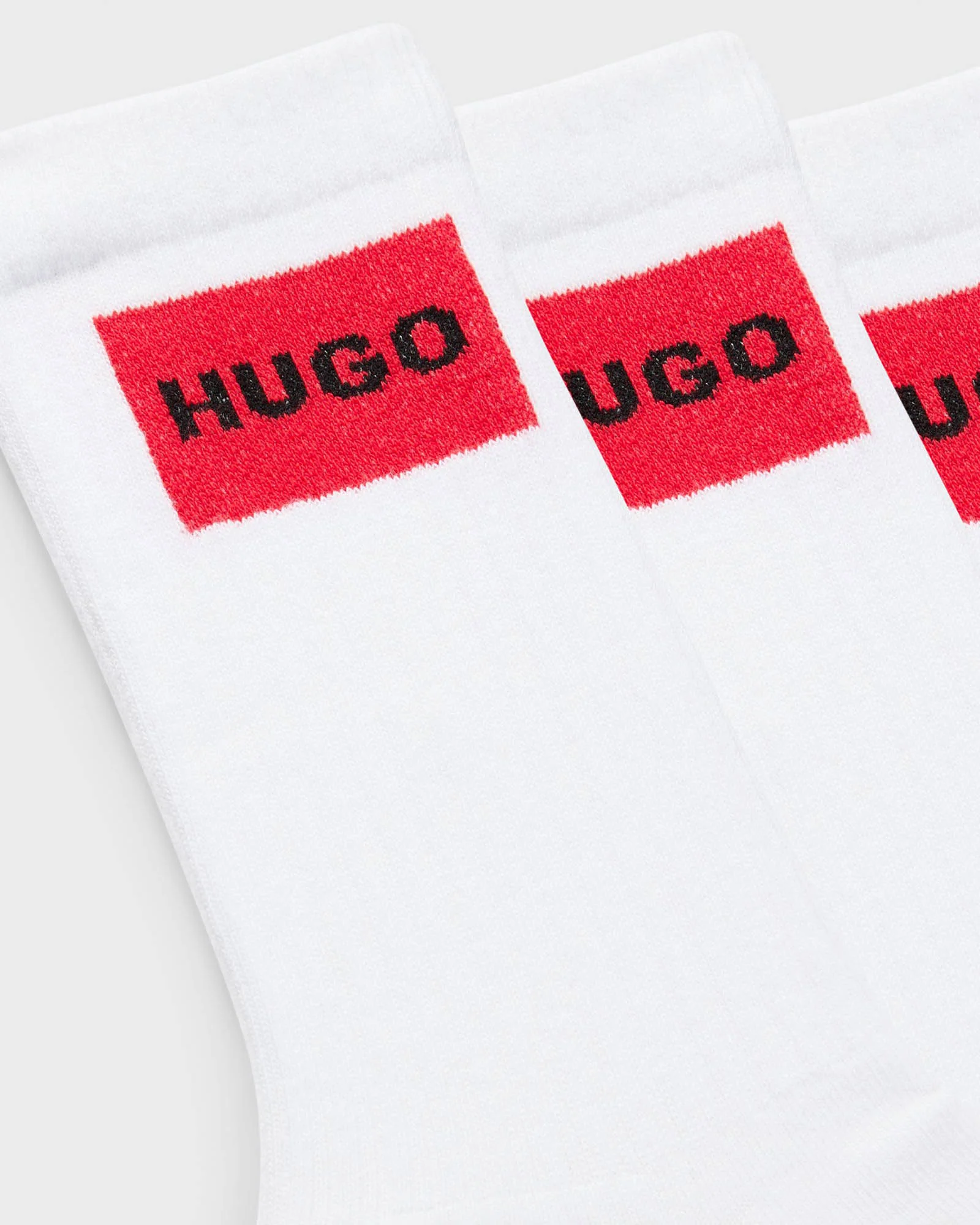 HUGO 3-Pack Quarter Length Combed Cotton Ribbed Mens Socks - White 100 - Image 2