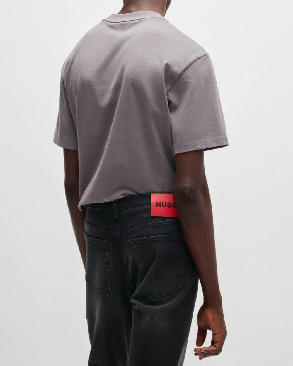 HUGO 634 Mens Tapered-Fit Jeans in Black Stretch Denim - Black 005 - Image 3