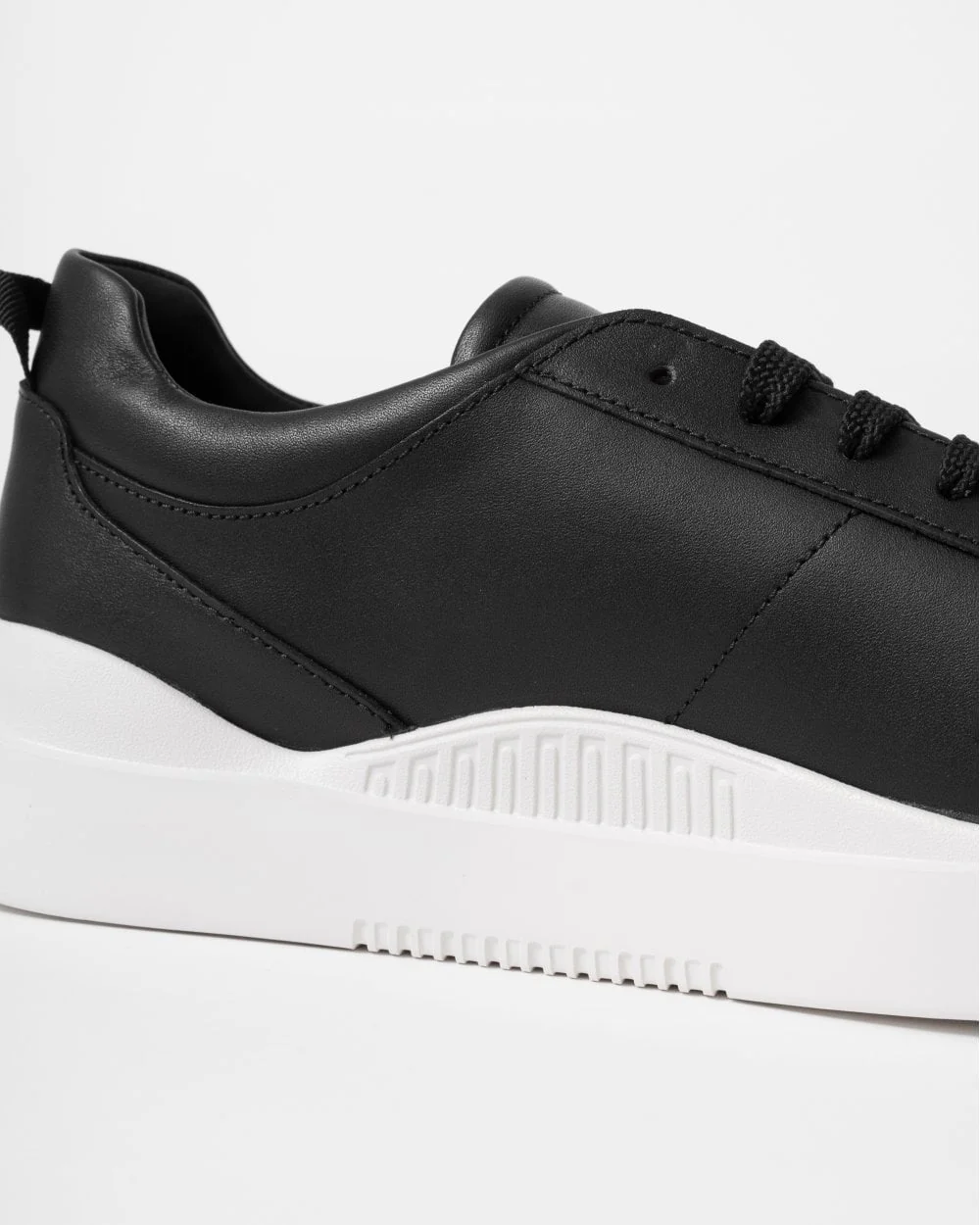HUGO Blake Tenn Mens Leather Trainers with Branded Quarter - Black 001 - Image 5