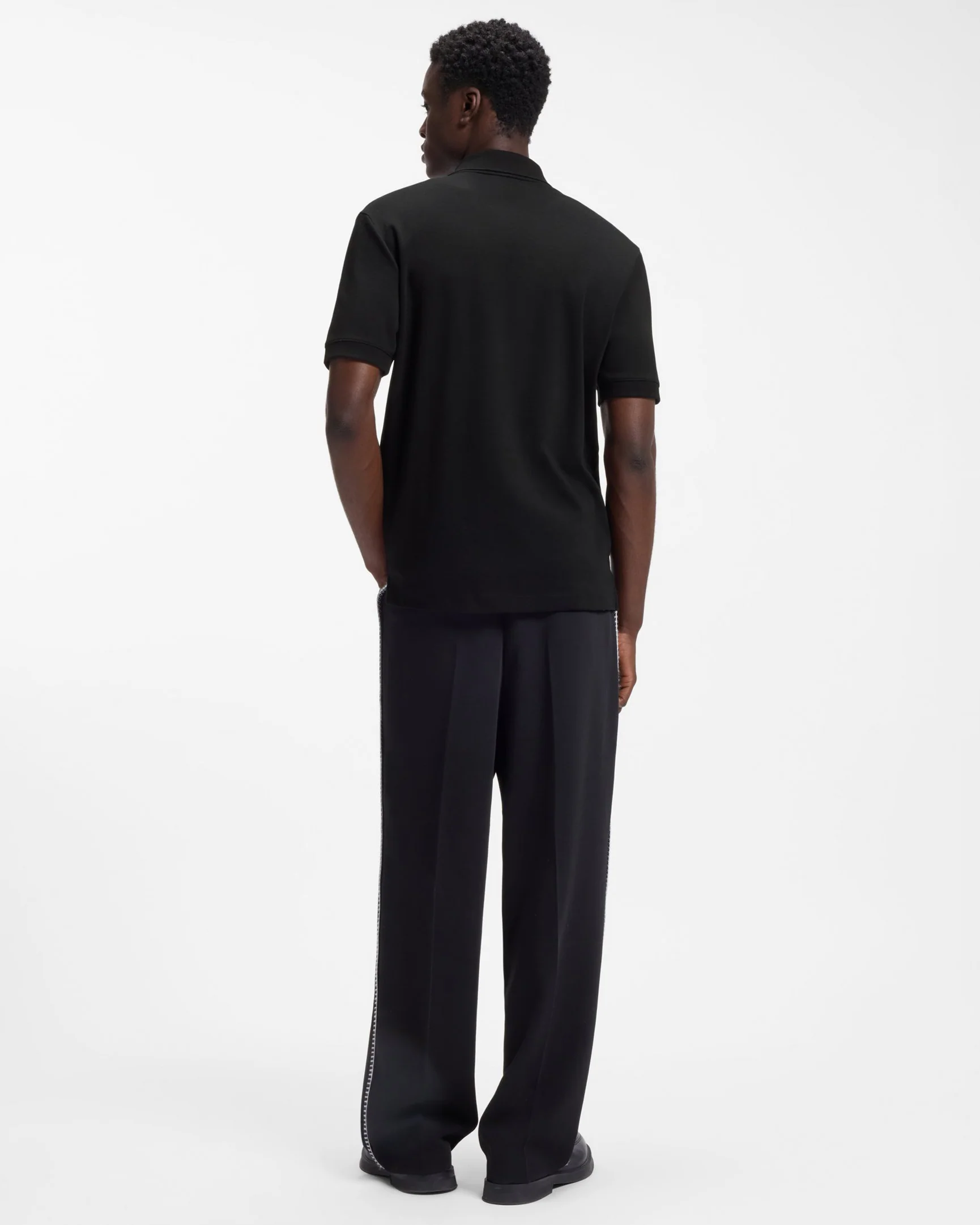HUGO Dalomino Mens Short Sleeve Zip Placket Polo Shirt with Contrast Logo - Black 002 - Image 4