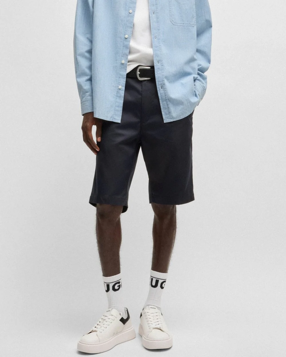 HUGO Darik241 Mens Regular-Fit Shorts with Slim Leg and Buttoned Pockets - Image 2