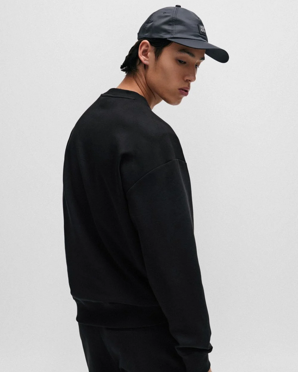 HUGO Dettil Mens Stretch-Cotton Sweatshirt with Stacked Logo - Image 4