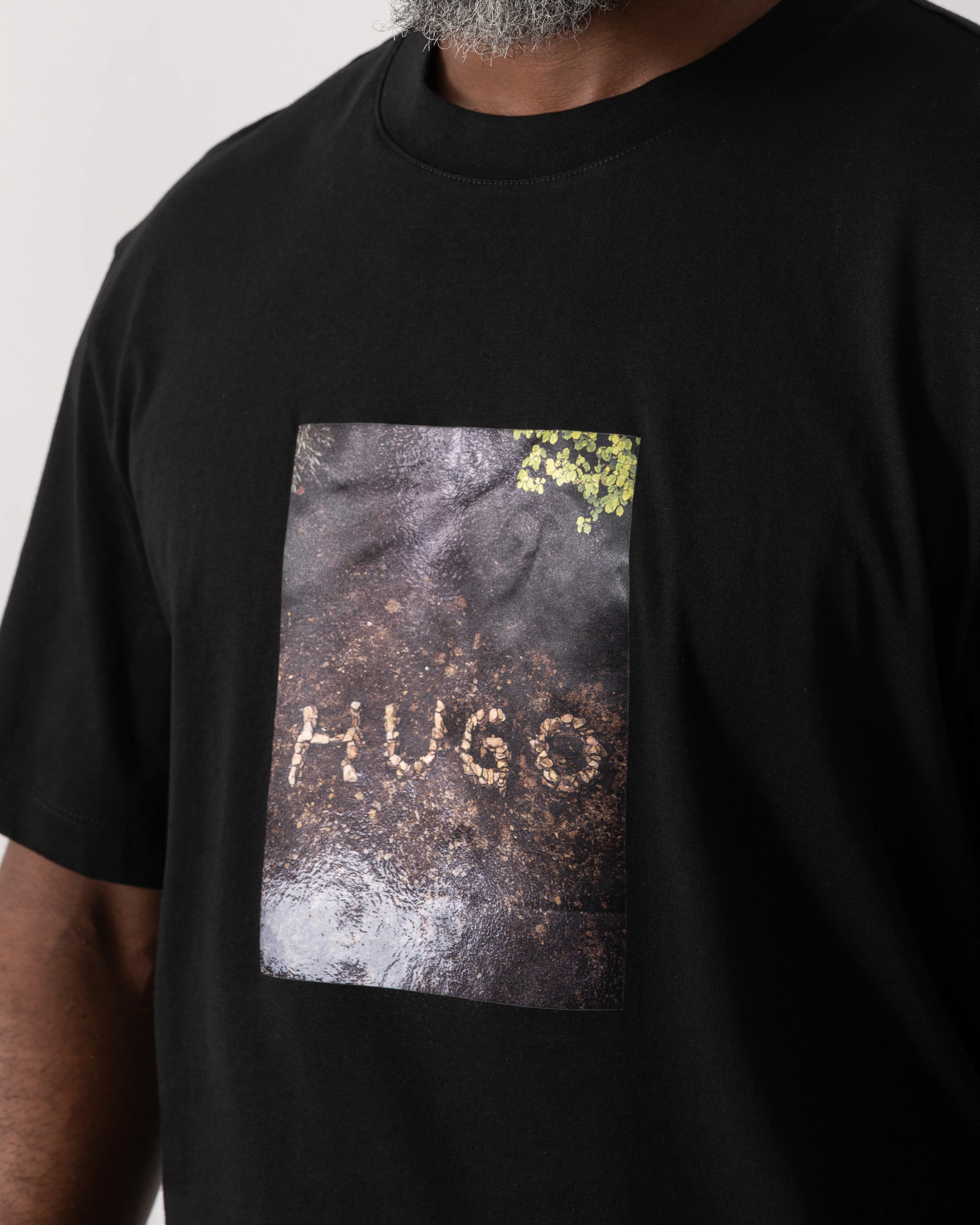 HUGO Doreston Mens Graphic T-Shirt - Black 001 - Image 3