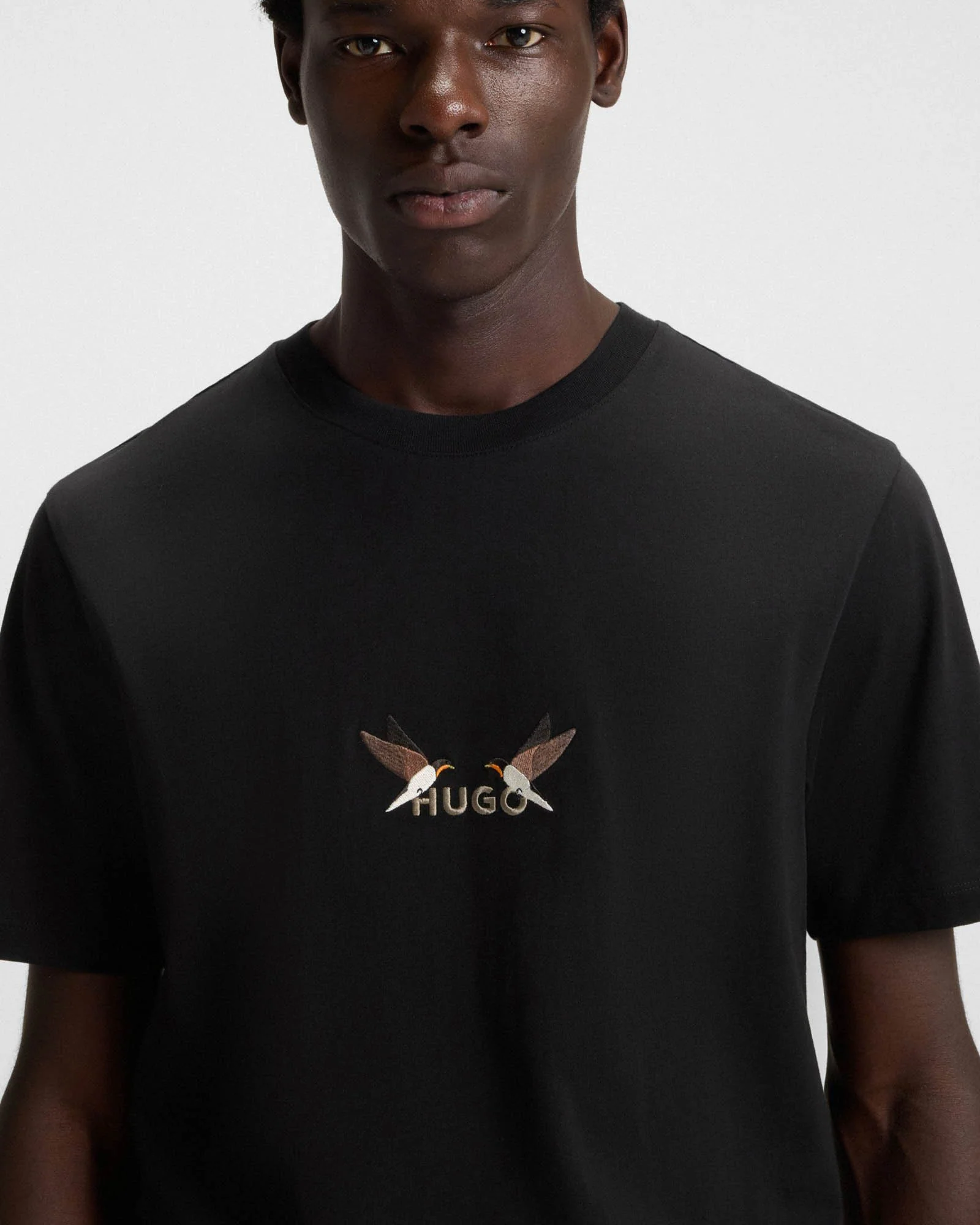 HUGO Dugolini Mens Cotton-Jersey T-Shirt with Embroidered Logo Artwork - Black 001 - Image 4