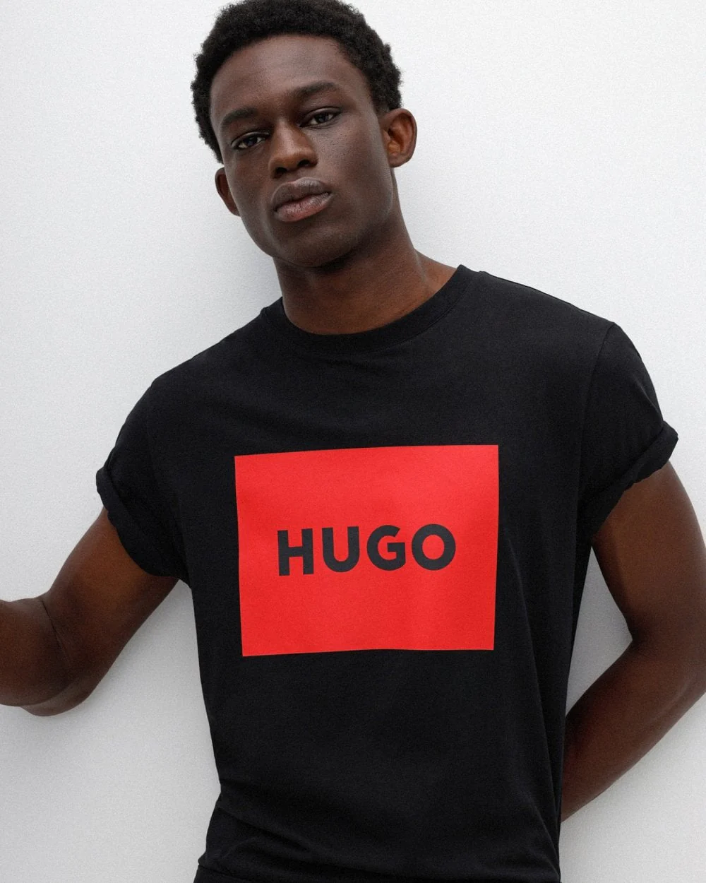 HUGO Dulive222 Mens Large Label Logo T-Shirt NOS - Black/Red 001 - Image 2