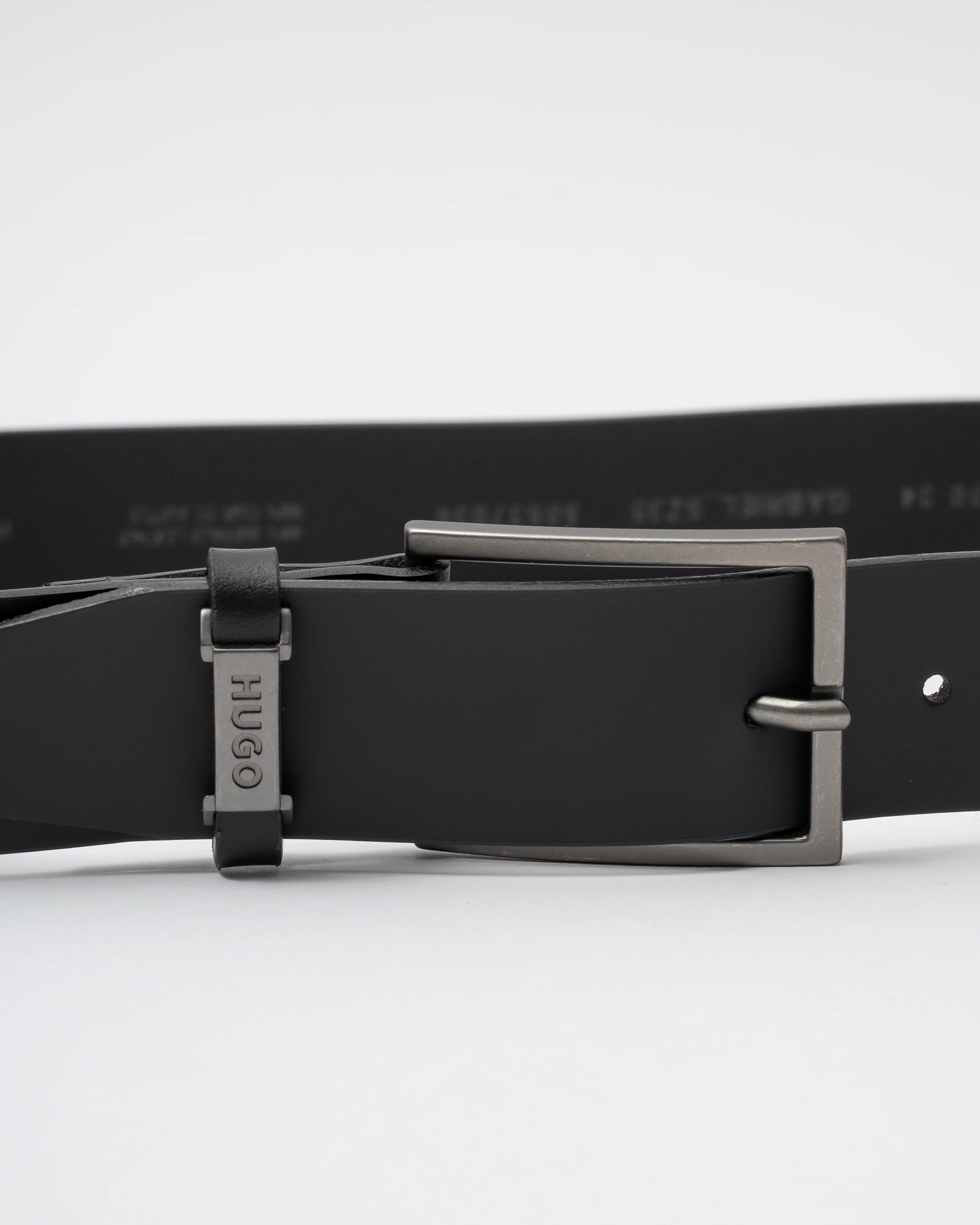 HUGO Gabriel Mens Buffalo-Leather Belt with Logo Keeper and Polished Hardware - Black 002 - Image 3