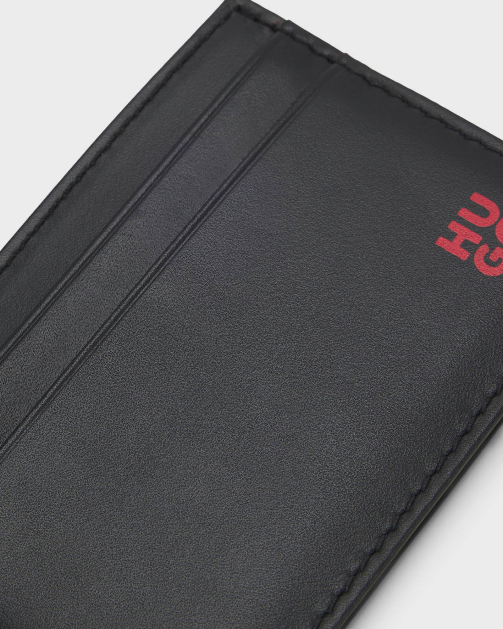 HUGO Tibby Mens Leather card holder with red-foil stacked logo - Black 001 - Image 3