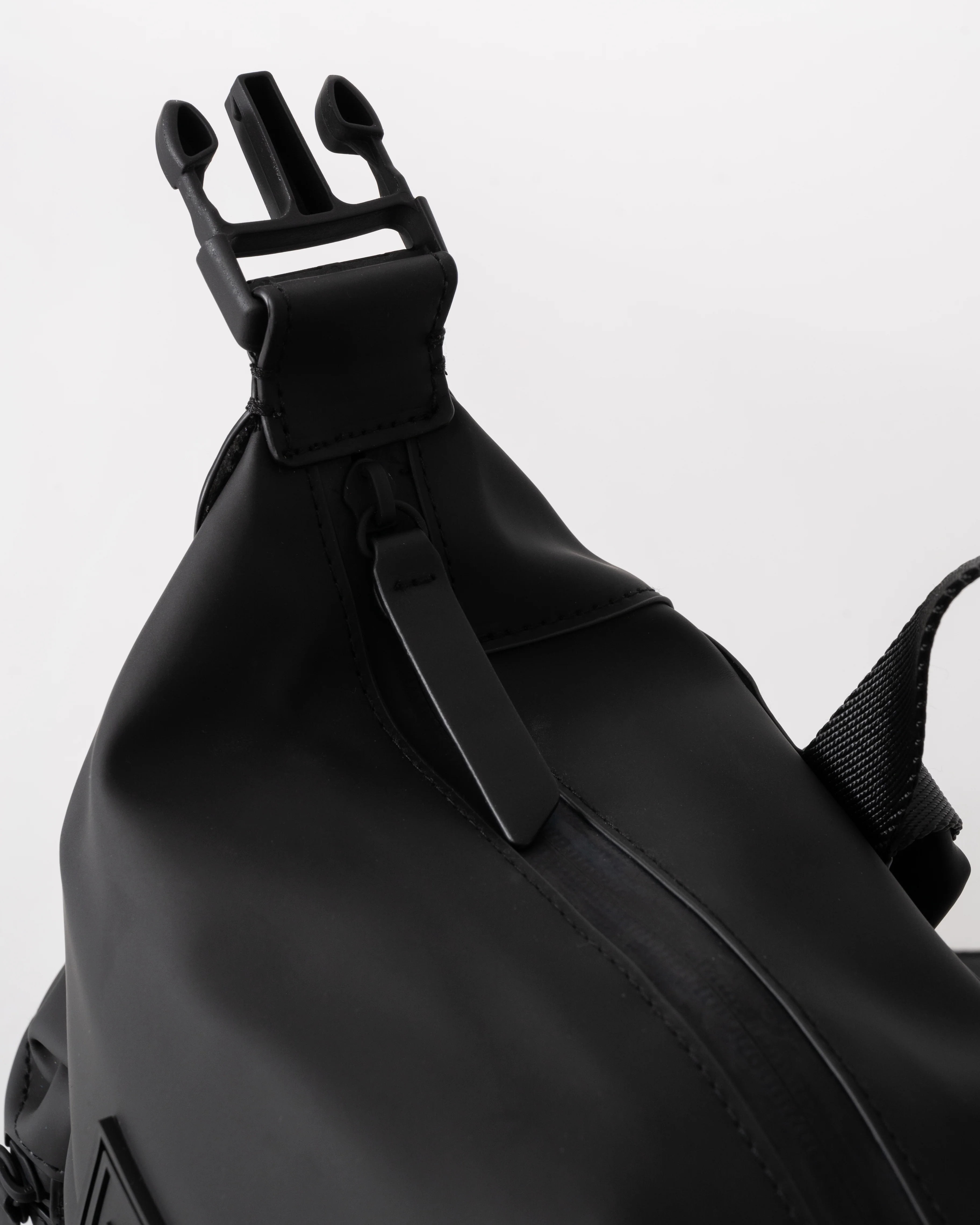Hunter Delaney Mini Topclip Backpack - Black - Image 6