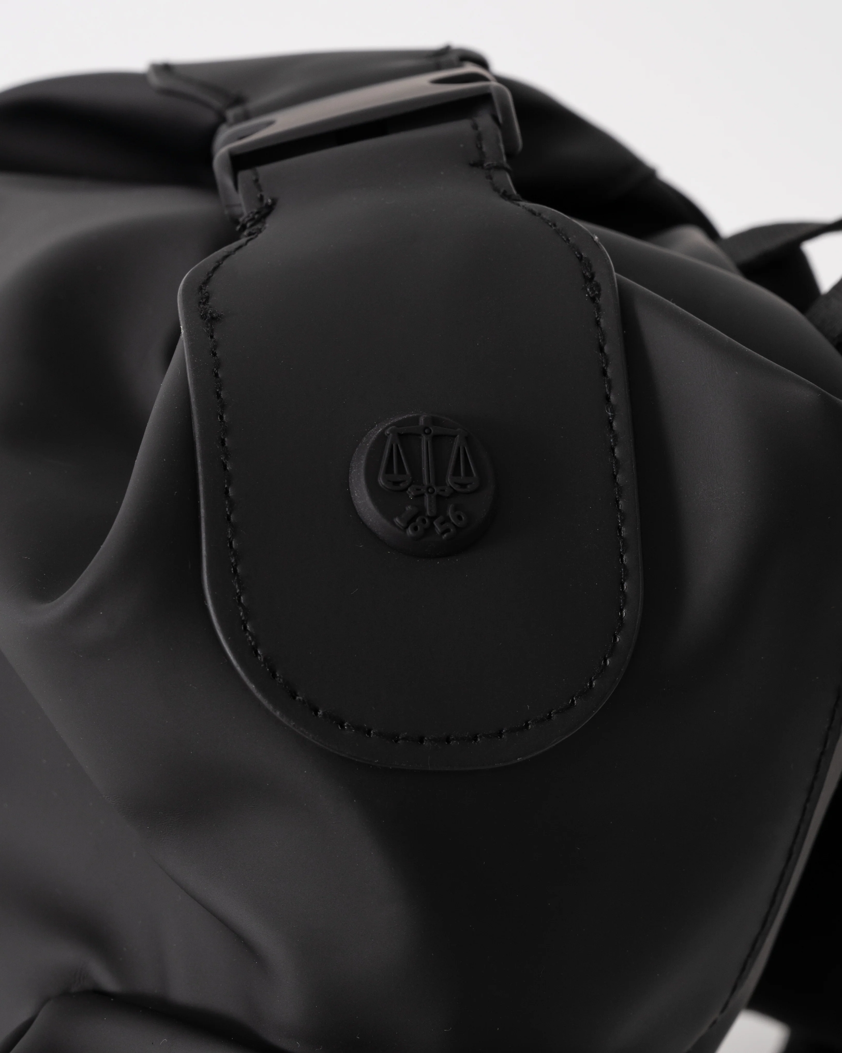 Hunter Delaney Mini Topclip Backpack - Black - Image 7