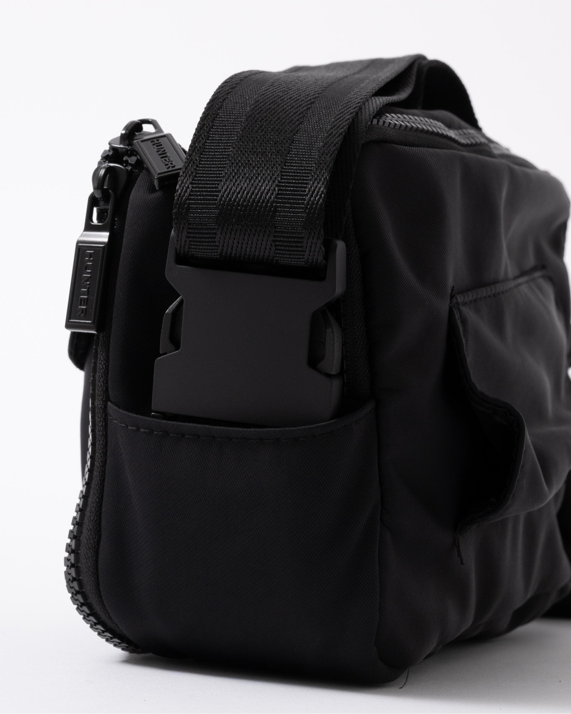 Hunter Nylon Three Way Topclip Unisex Crossbody - Image 4