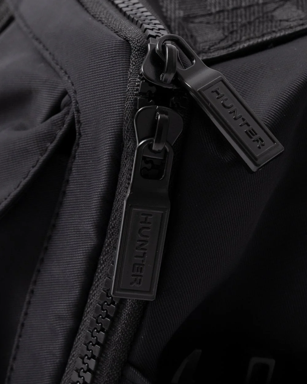 Hunter Nylon Three Way Topclip Unisex Crossbody - Image 5