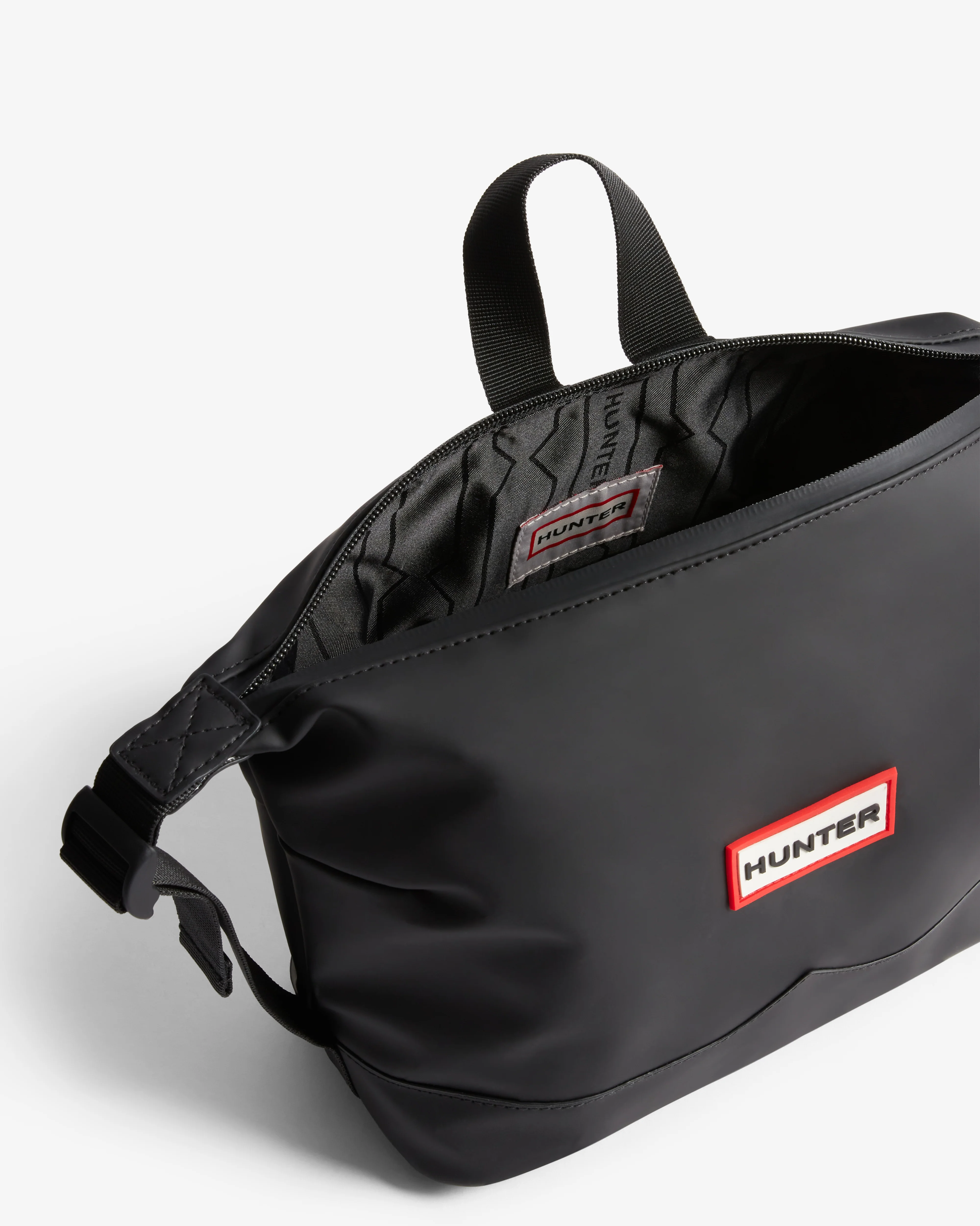 Hunter Downpour Travel Bag - Black - Image 4