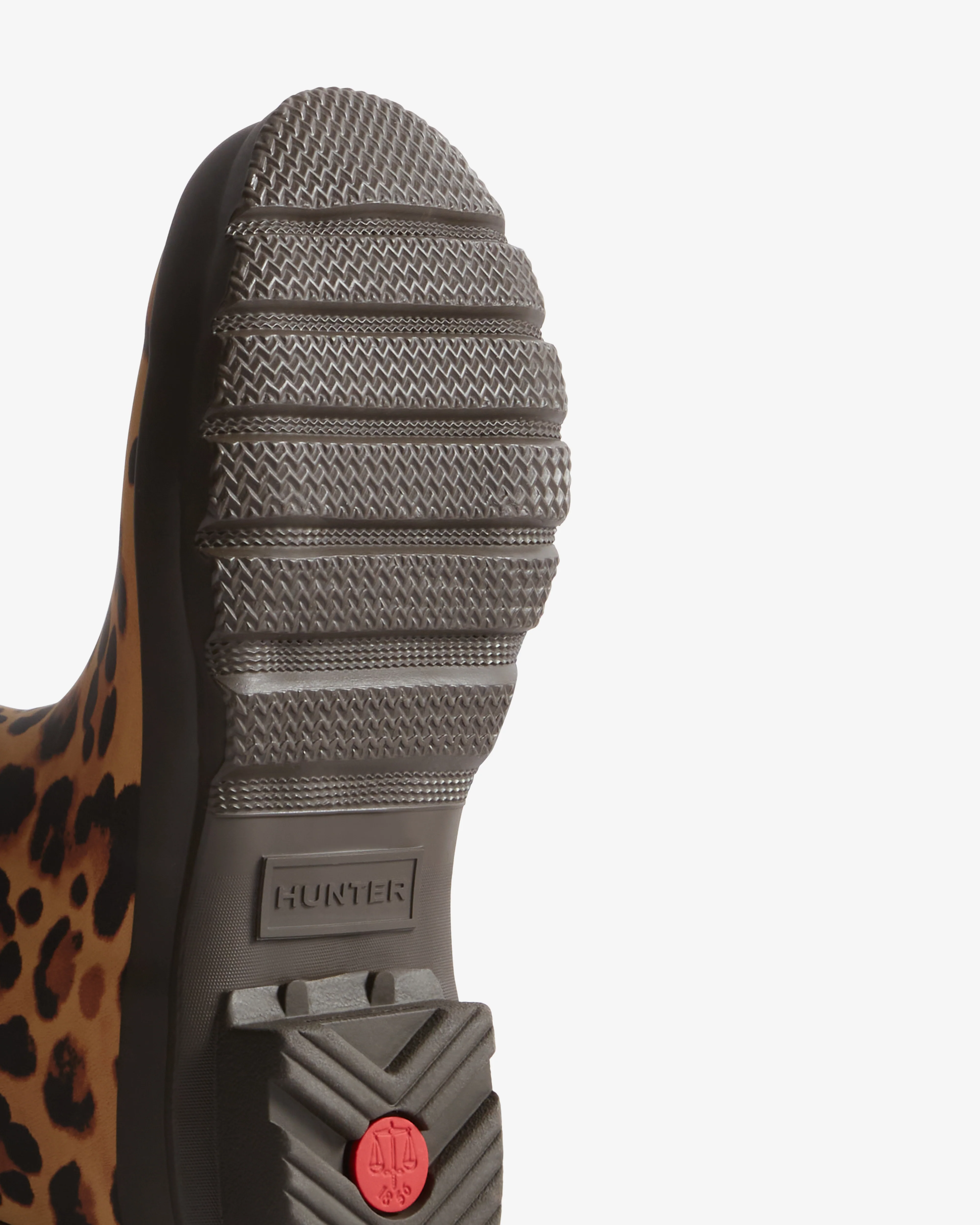 Hunter Womens Original Short Leopard Boot - Leopard Print/Chocolate Brown - Image 4