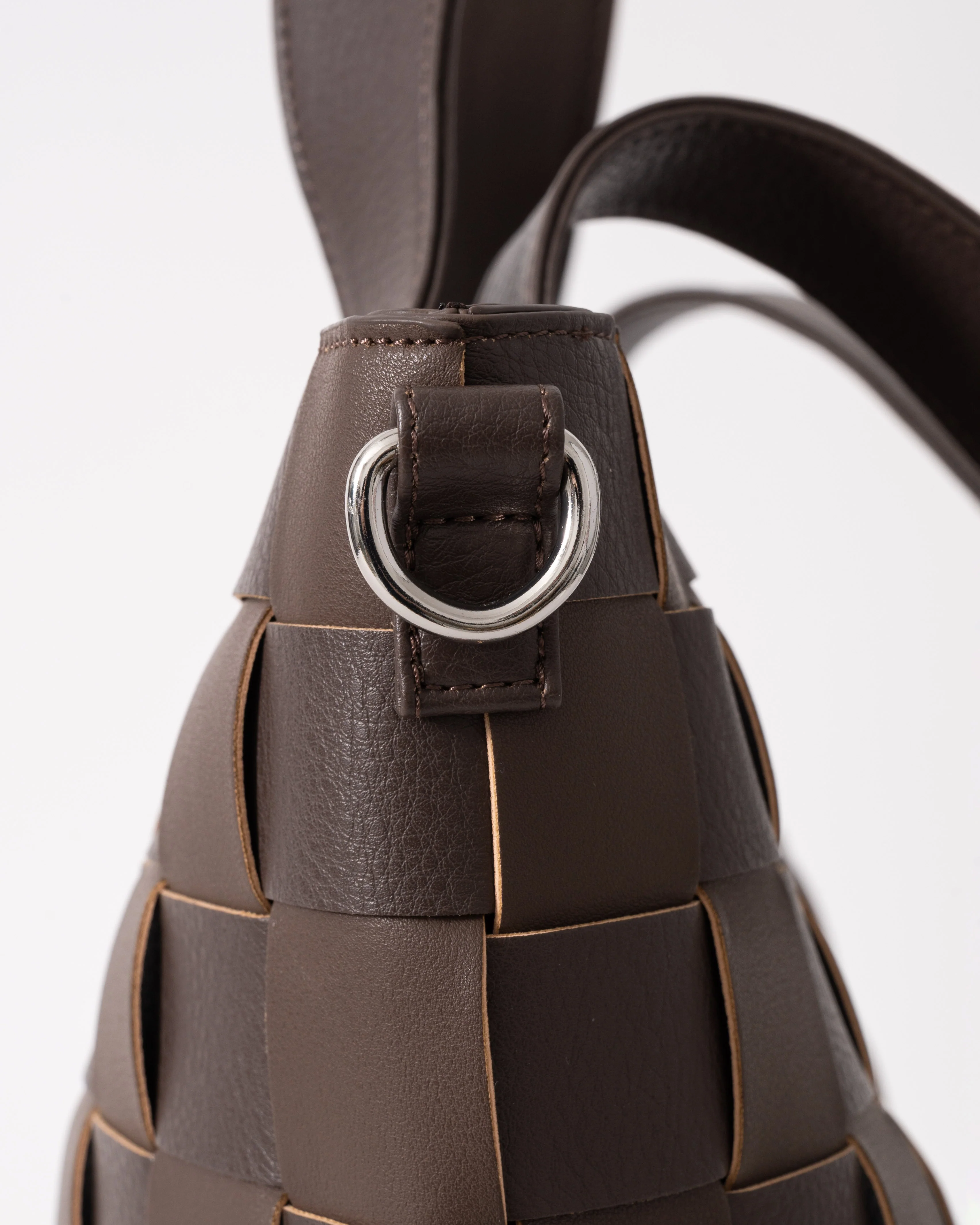 Ilse Jacobsen Chip Braided Cross-Body Shopper - Chocolate Brown 229 - Image 4