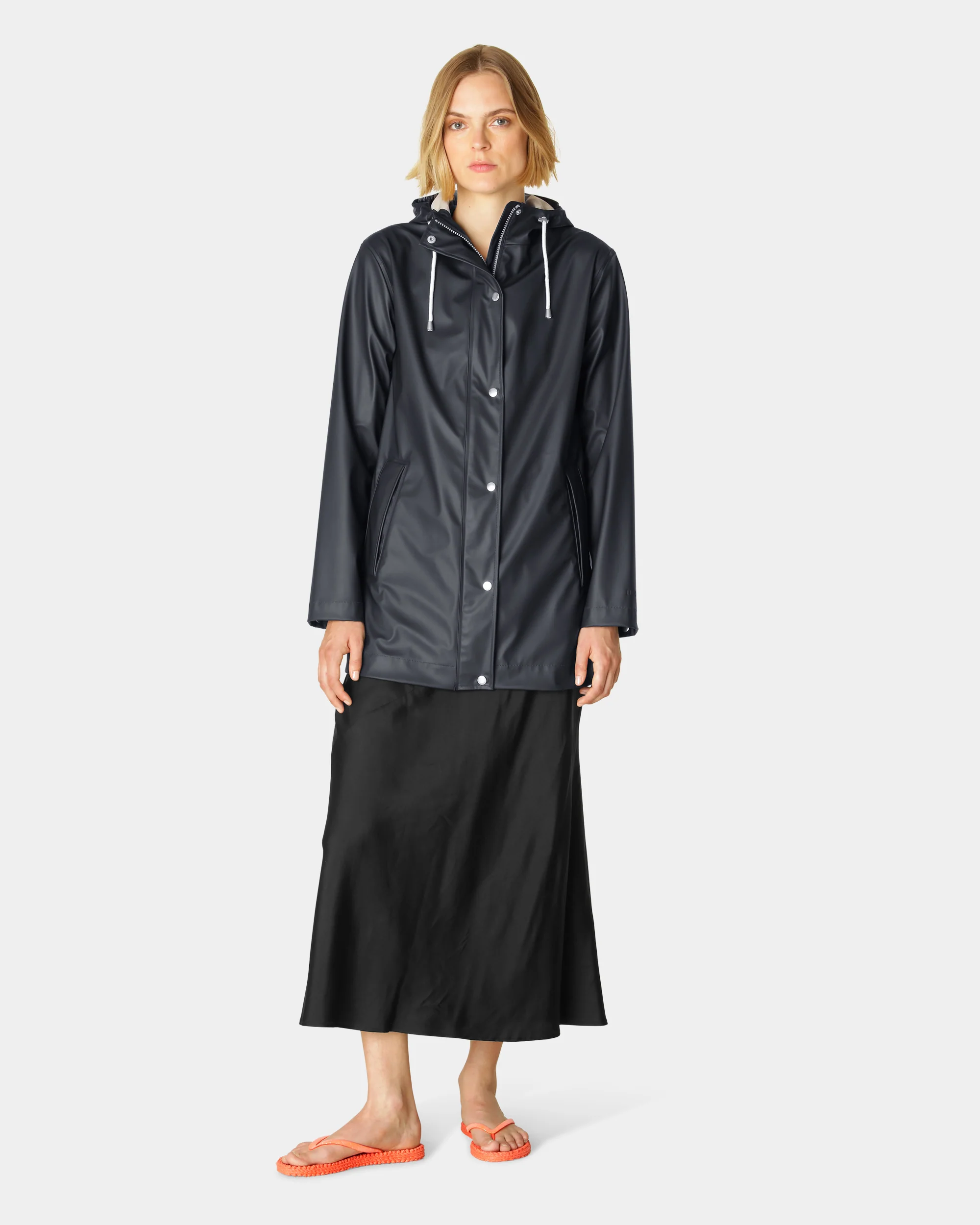 Ilse Jacobsen Rain Womens Short Rubberised Raincoat - Dark Indigo 660 - Image 3
