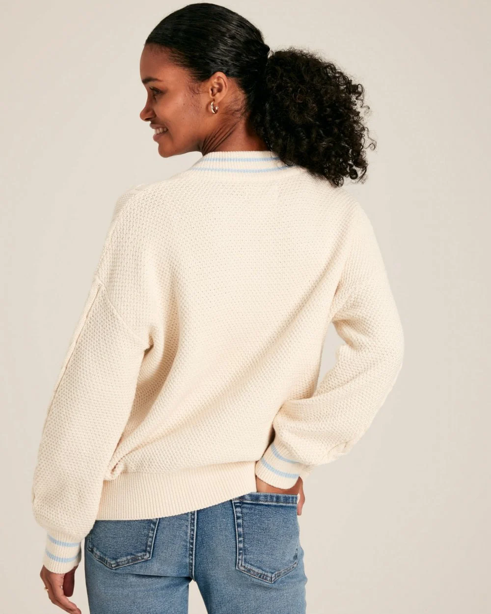 Joules Dibly Womens V-Neck Cable Knit Jumper - Cream/Blue - Image 5