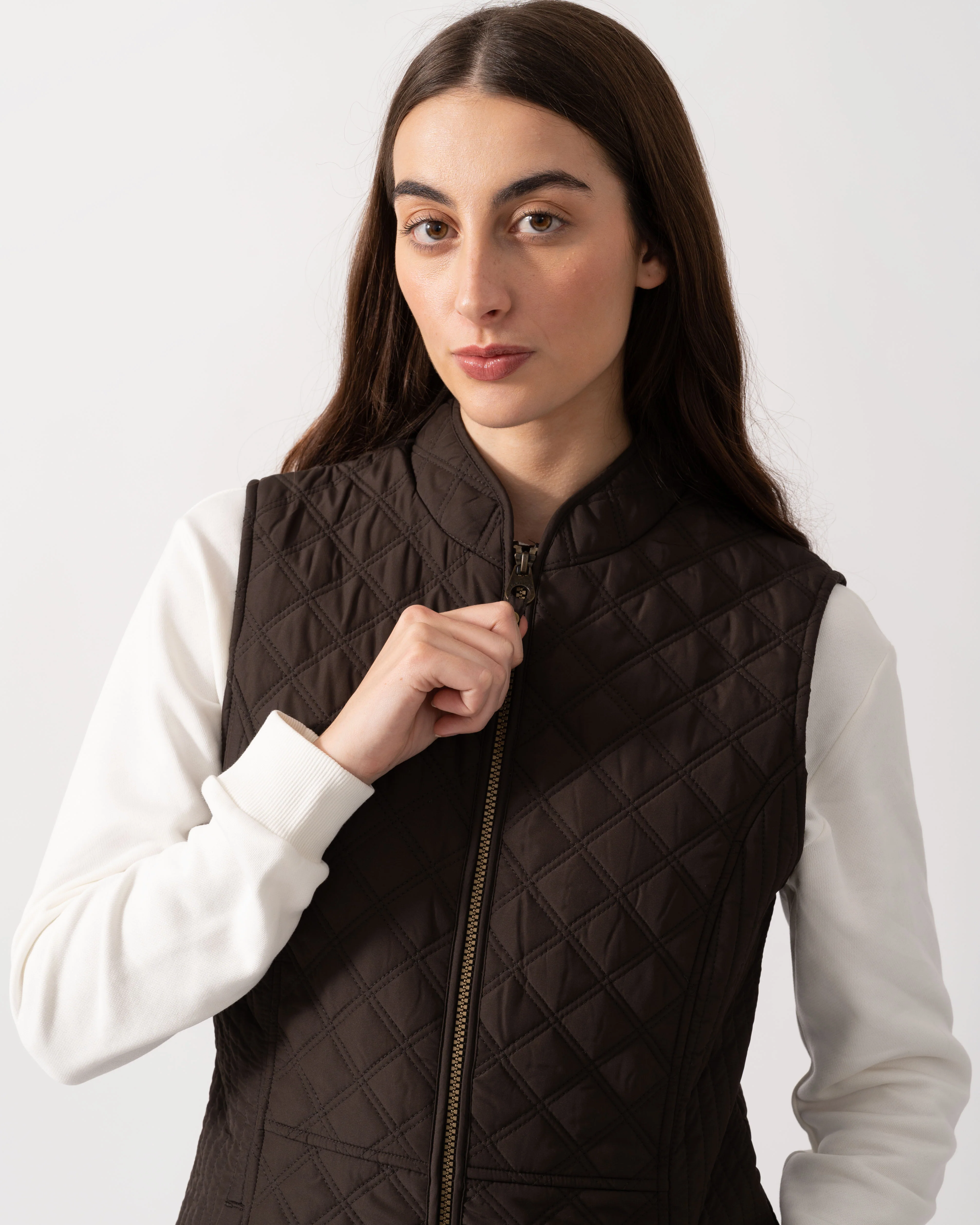 Joules Minx Womens Diamond Quilt Gilet - Brown - Image 2