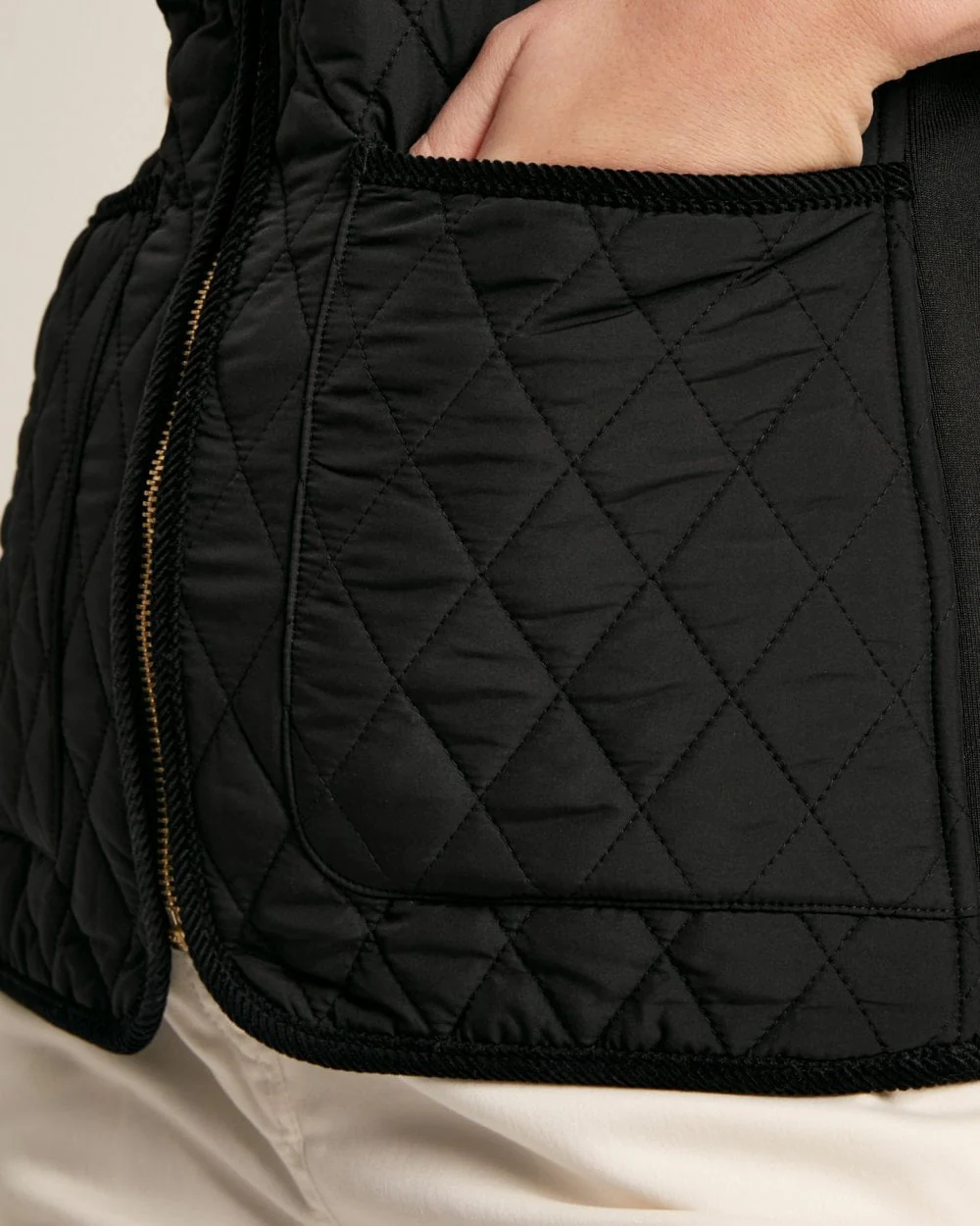 Joules Stately Womens Diamond Quilt Gilet 224332 - Image 6