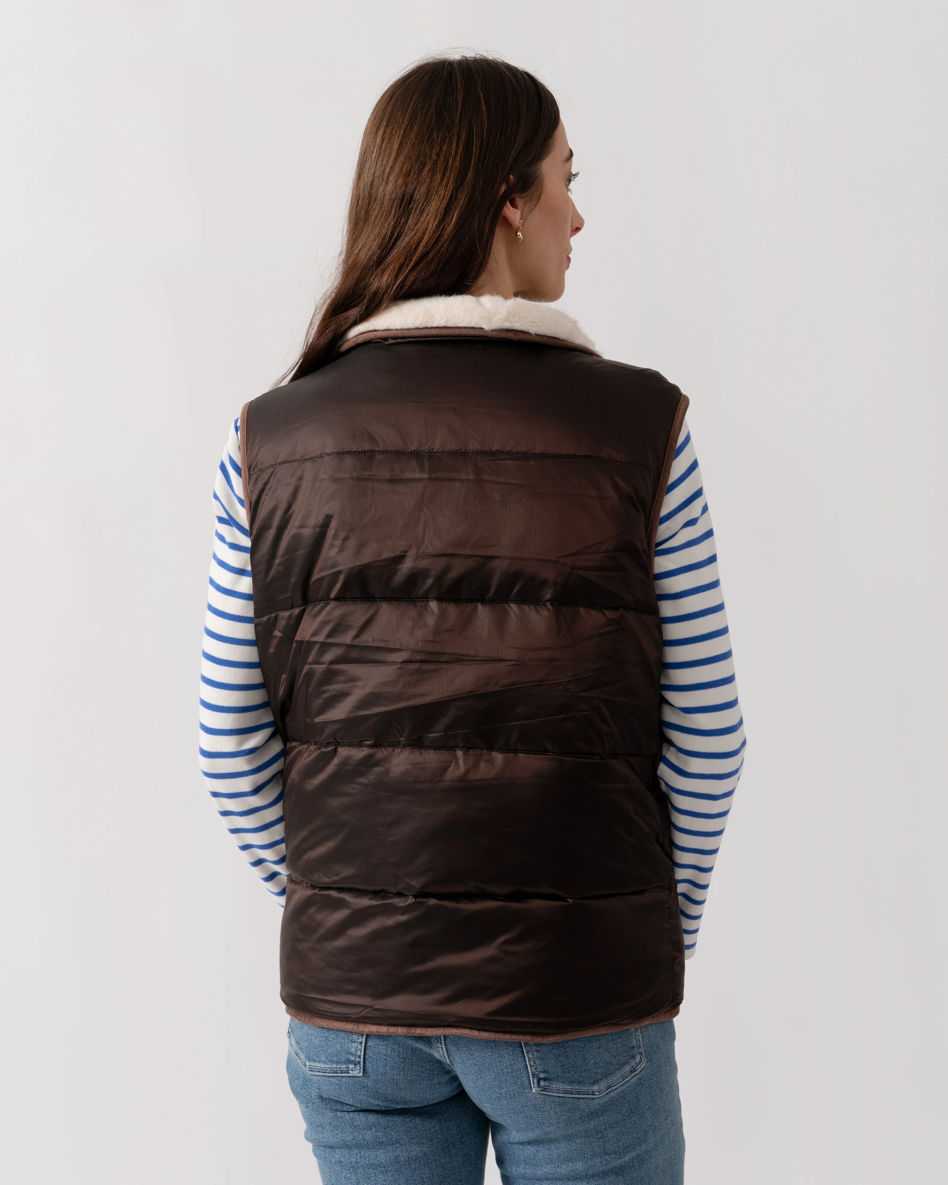 Joules Womens Reversible Faux Fur Gilet - Brown/Cream - Image 4