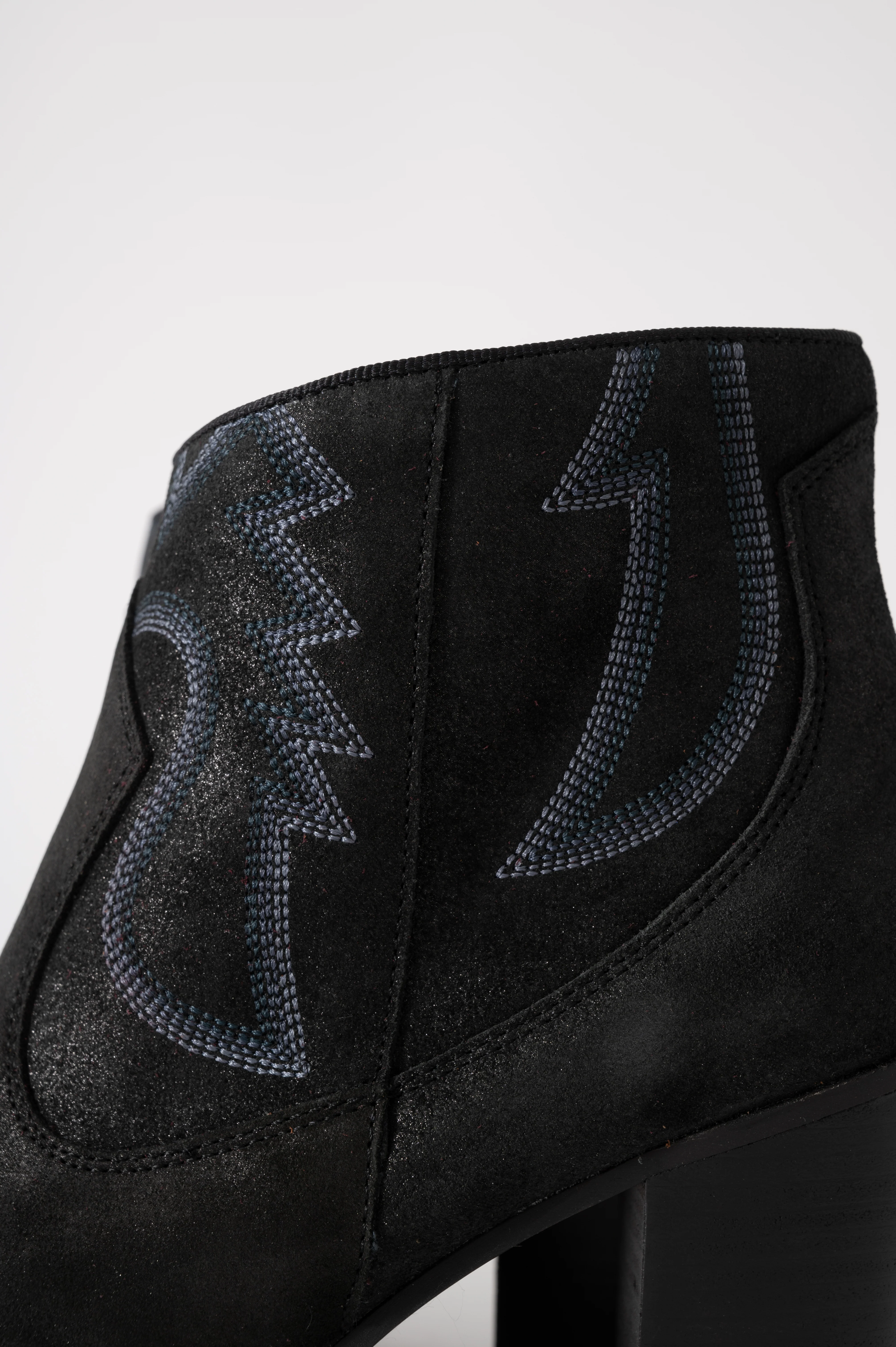Kanna Adele Bunny Boot - Image 3