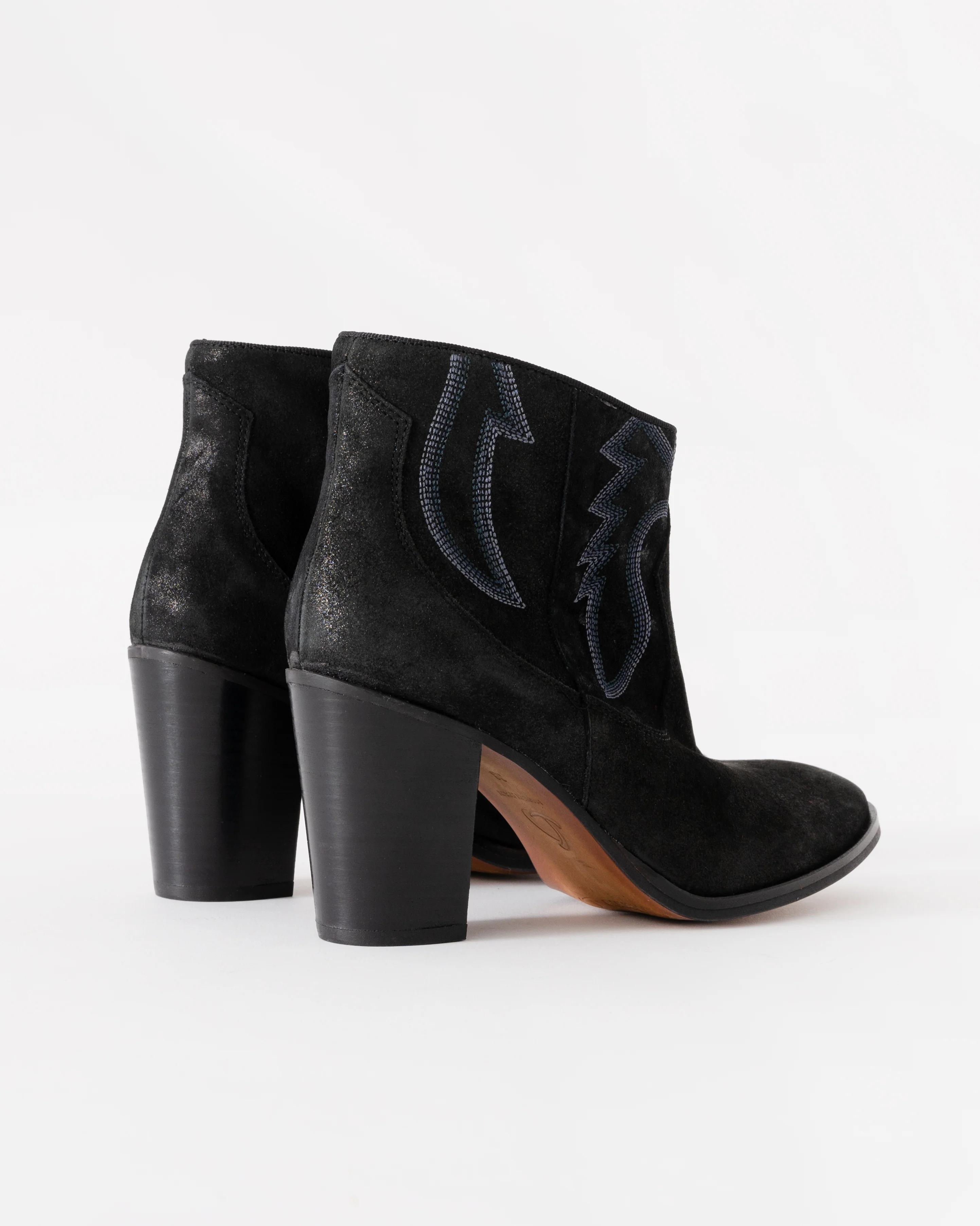 Kanna Adele Bunny Boot - Image 4