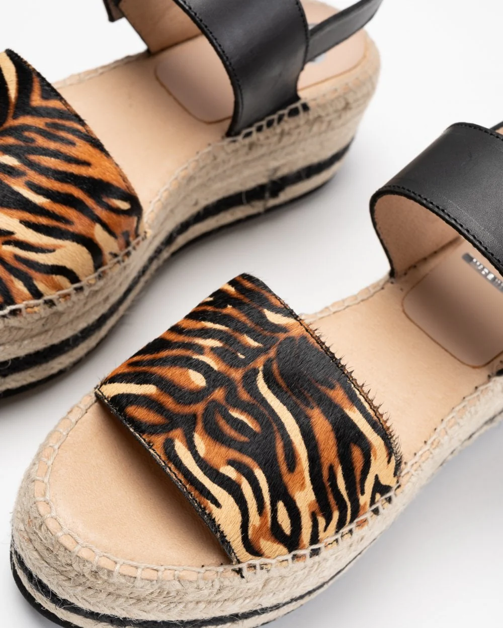 Kanna Pony Womens Flatform Sandals - Image 2