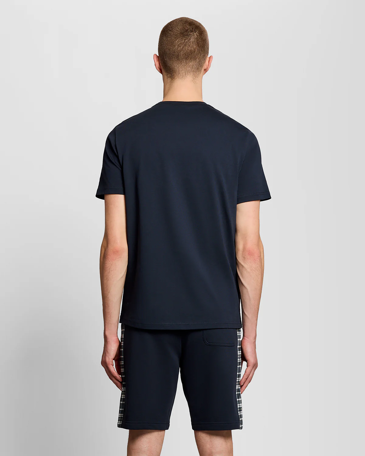 Lyle & Scott Check Panelled Mens T-Shirt - Z271 Dark Navy - Image 4