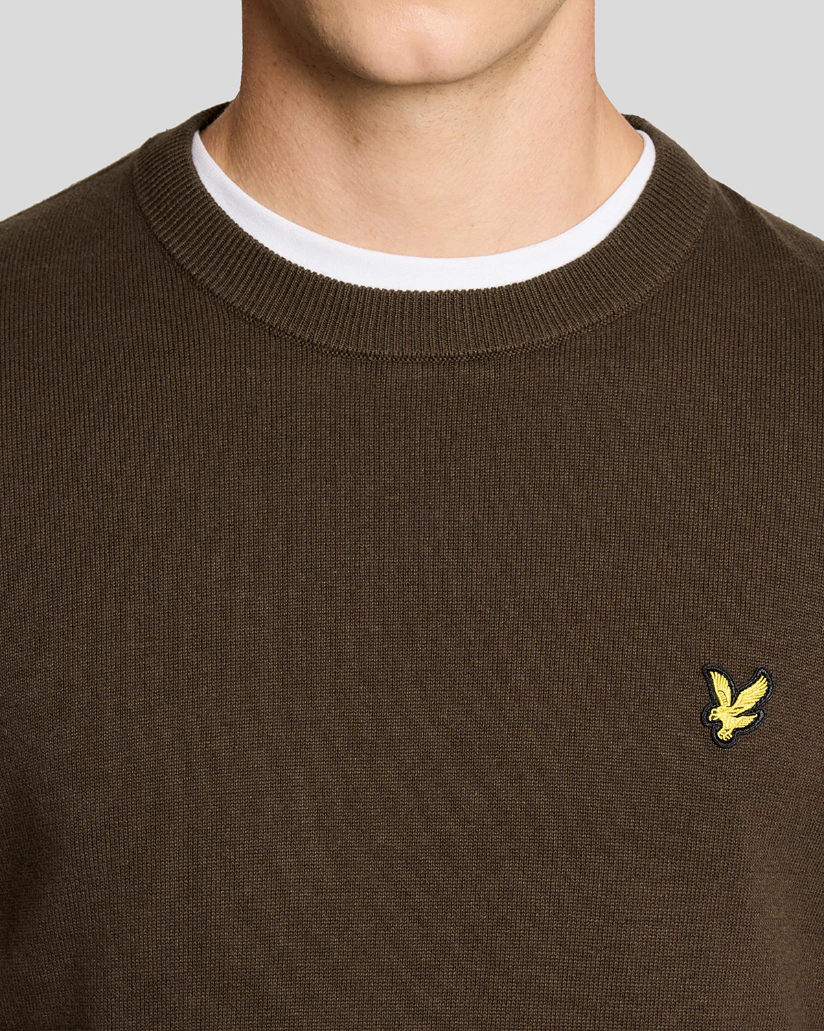 Lyle & Scott Cotton Crew Neck Mens Jumper - Y176 Ebony - Image 2