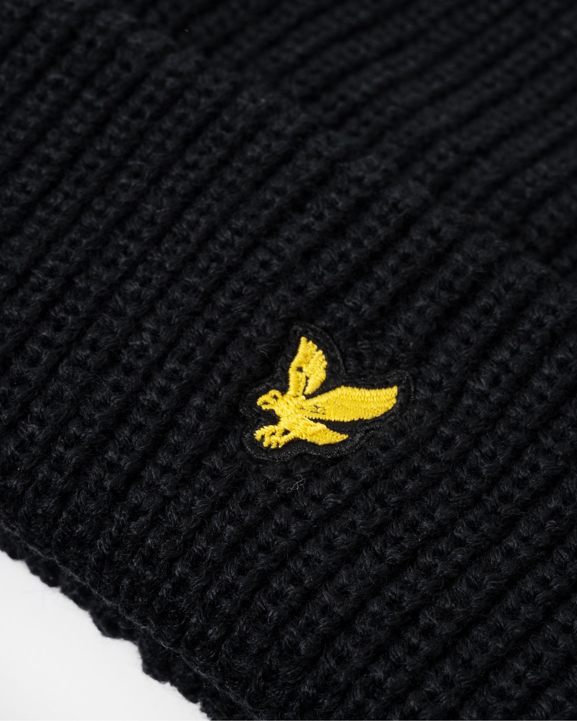 Lyle & Scott Lambswool Mens Ribbed Beanie & Scarf Set - Image 3