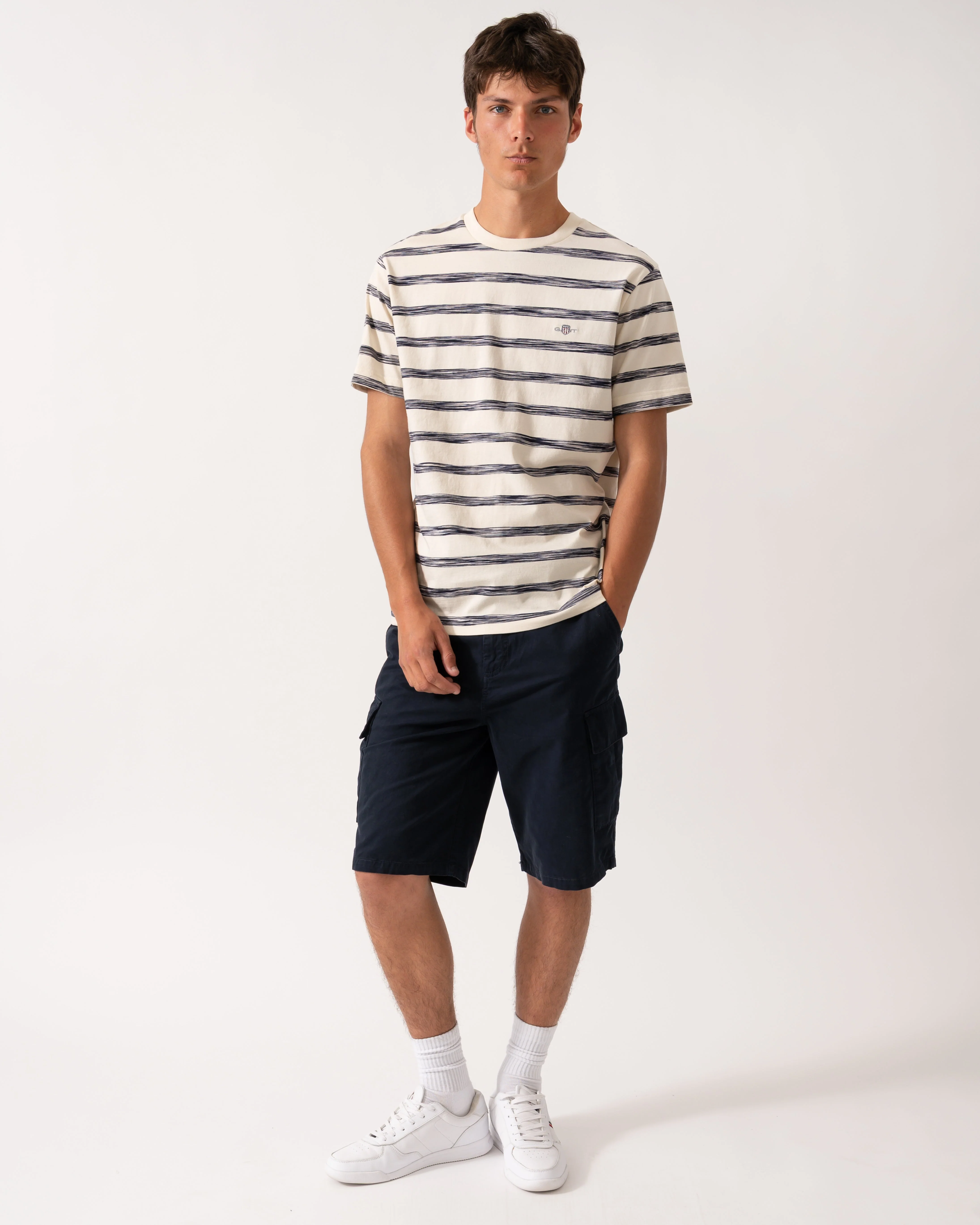 Lyle & Scott Mens Cargo Shorts - Z271 Dark Navy - Image 2