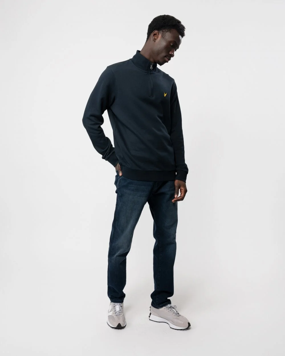 Lyle & Scott Mens Embroidered Quarter Zip Sweatshirt - Z271 Dark Navy - Image 3