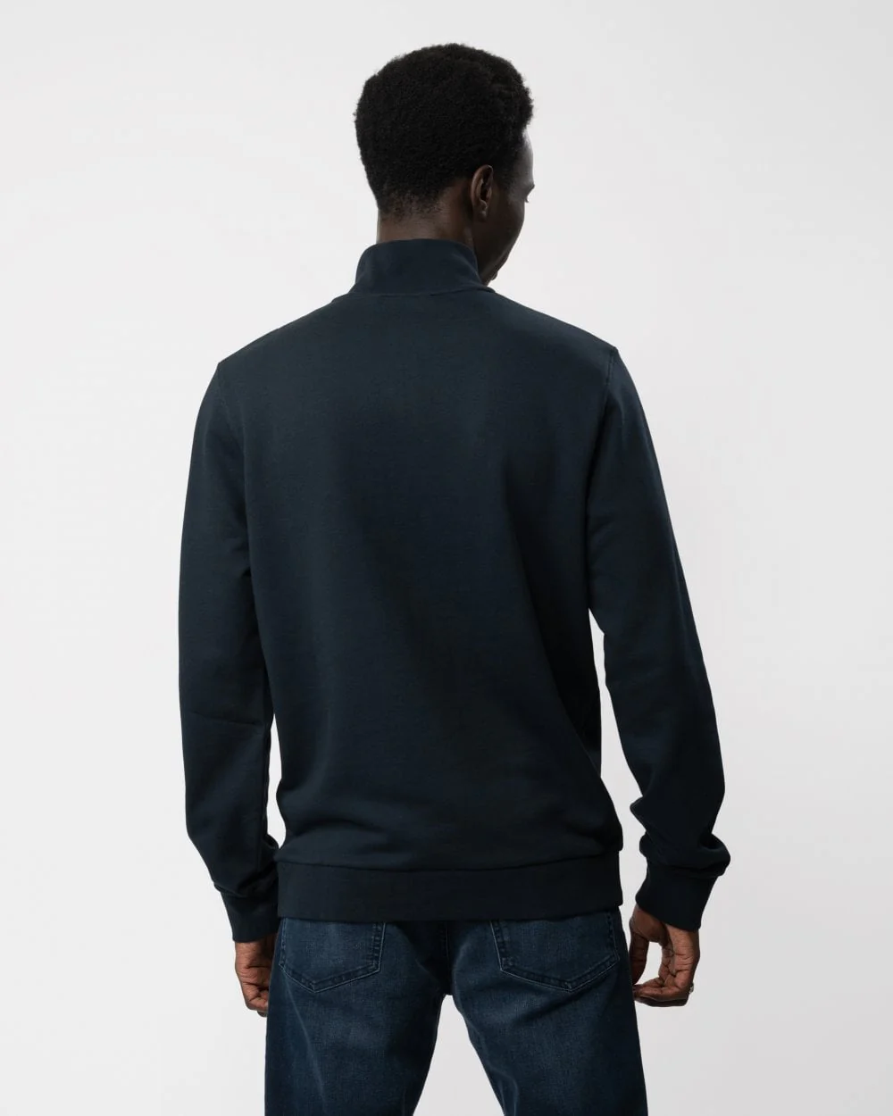Lyle & Scott Mens Embroidered Quarter Zip Sweatshirt - Z271 Dark Navy - Image 4