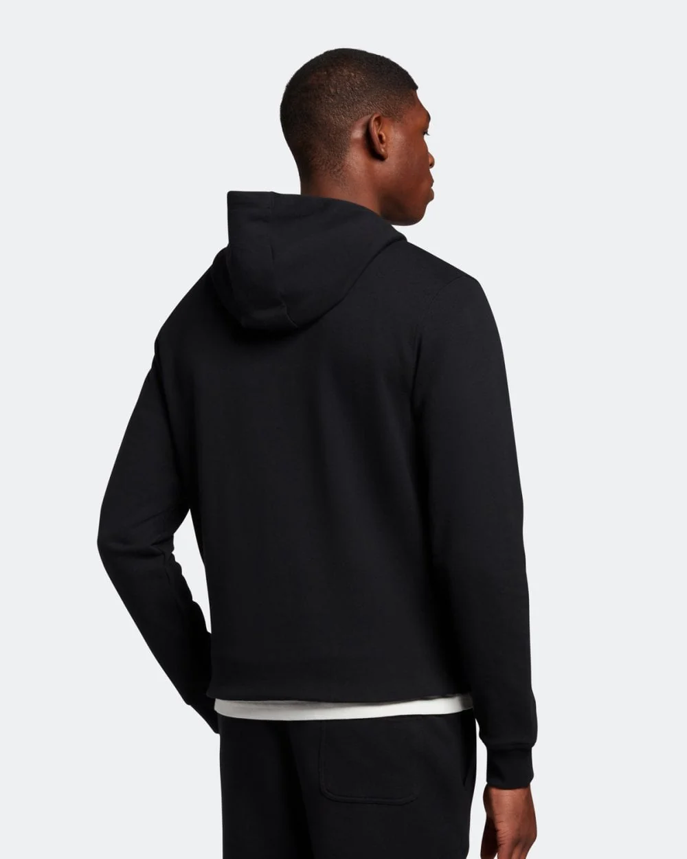 Lyle & Scott Mens Pullover Hoodie - Z865 Jet Black - Image 4