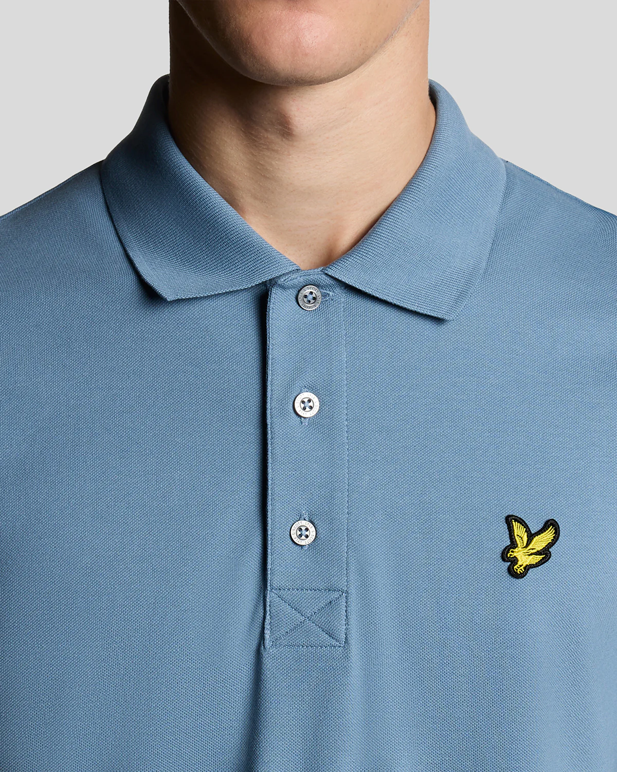 Lyle & Scott Plain Mens Polo Shirt SP400VOG - X861 Ocean Sky - Image 2