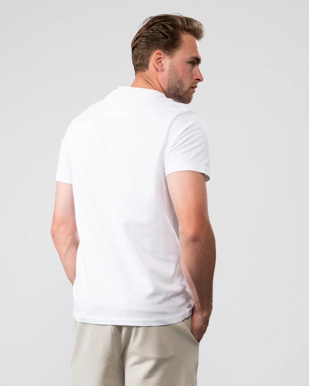Lyle & Scott Plain Mens T-Shirt - 626 White - Image 4